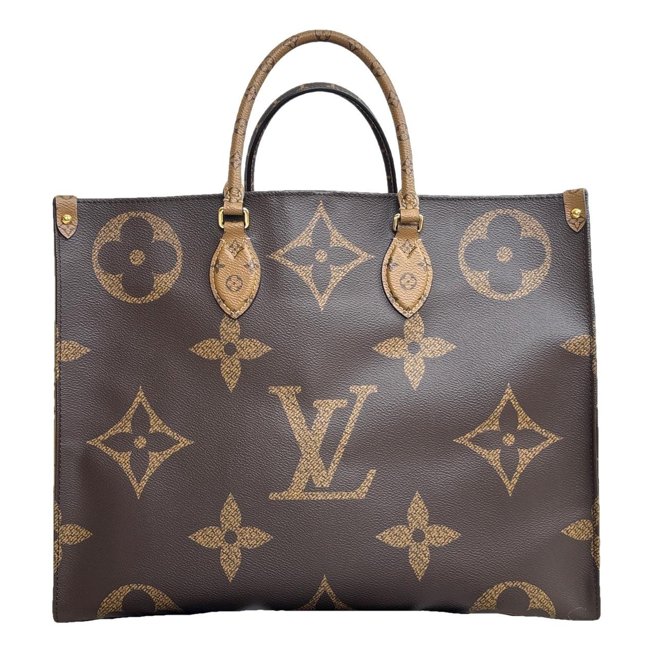 Onthego leather handbag