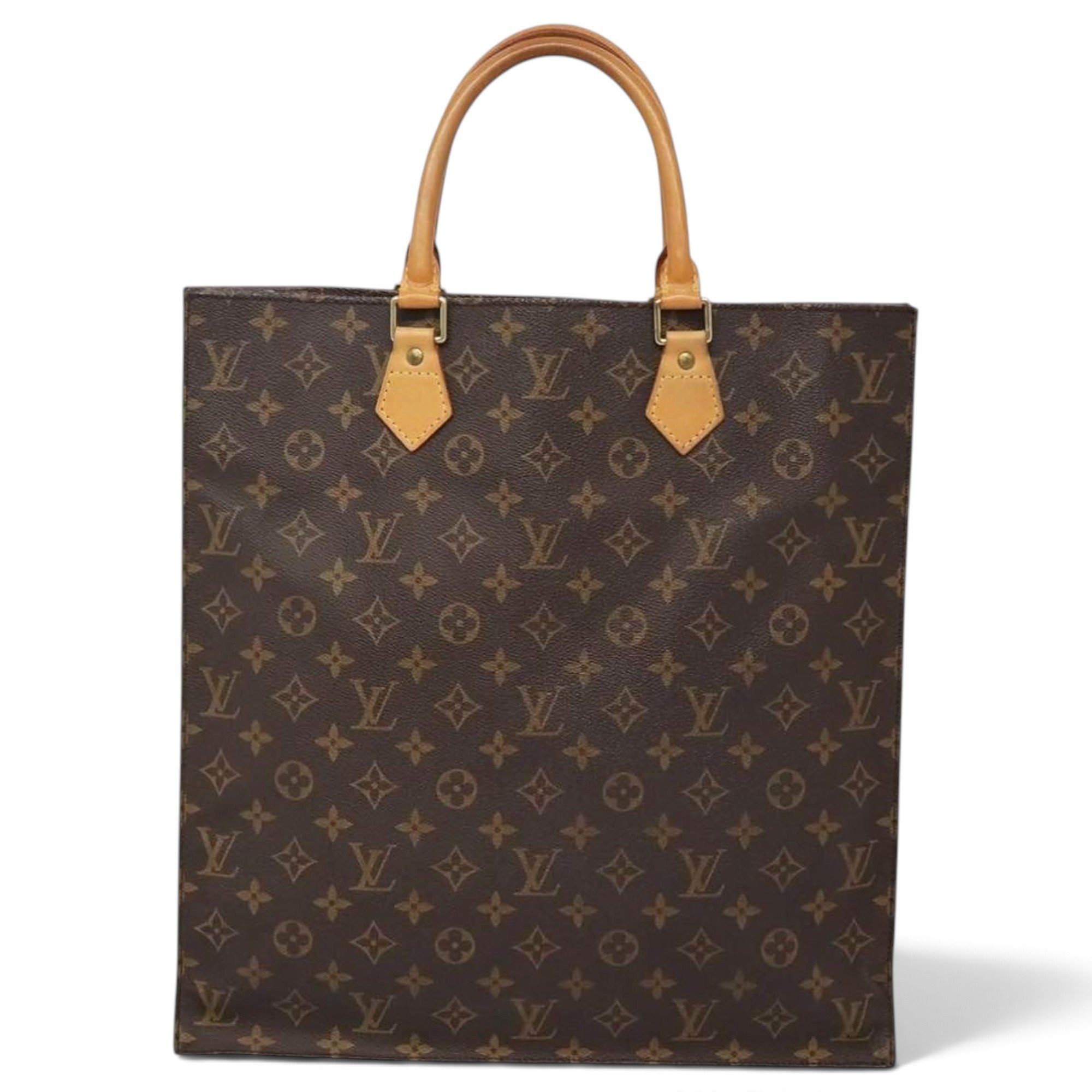 Plat leather handbag
