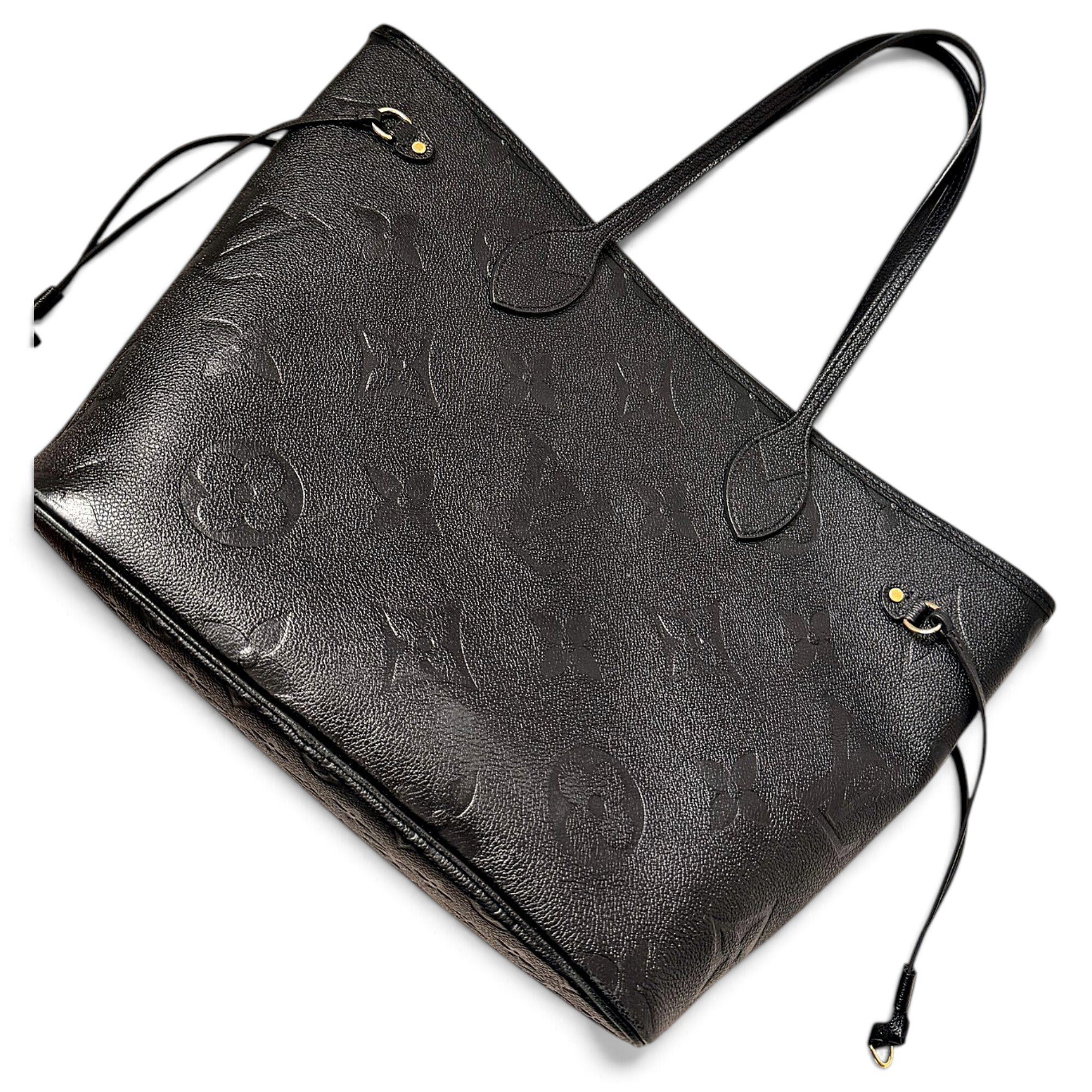 Louis Vuitton Neverfull leather bag