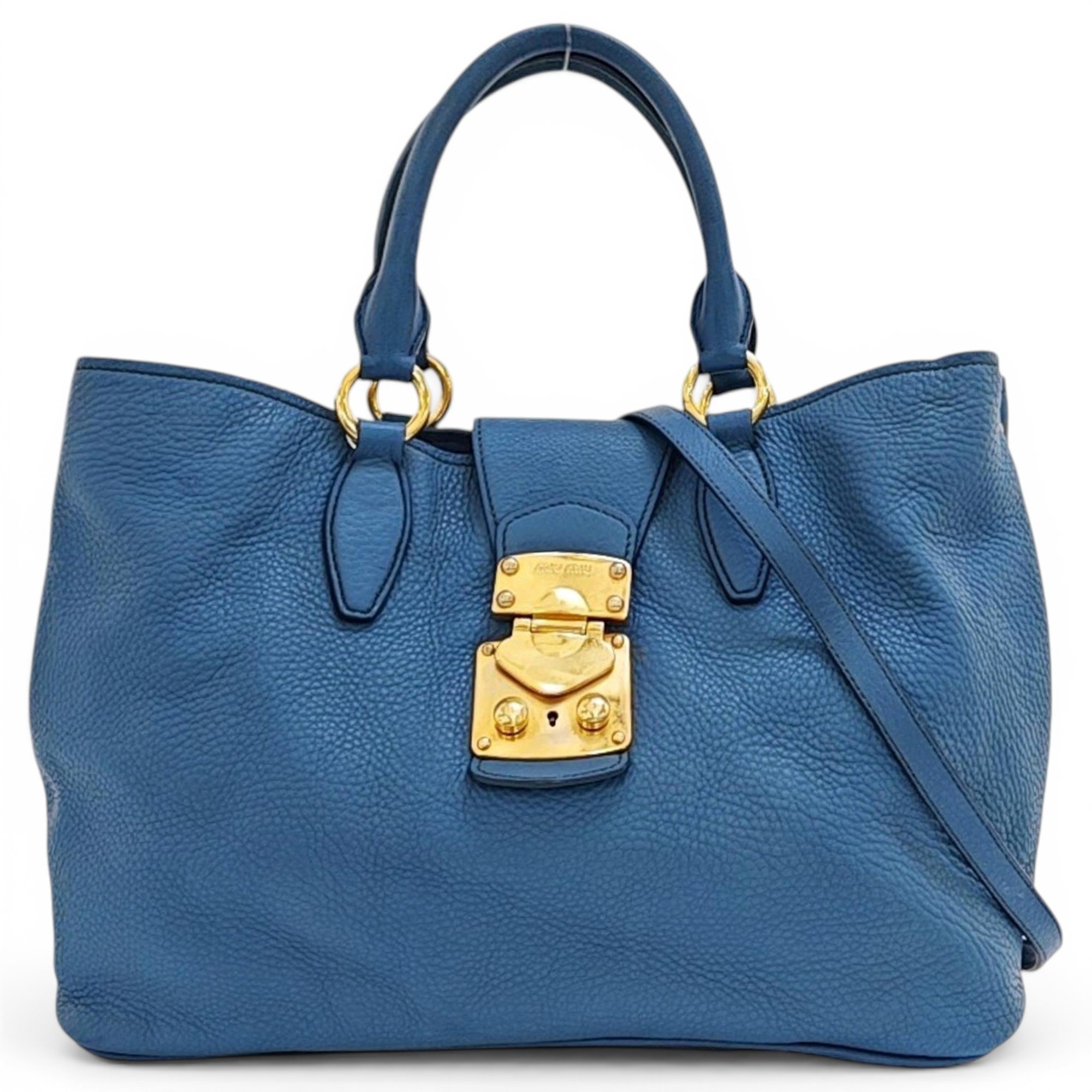 Matelassé leather handbag