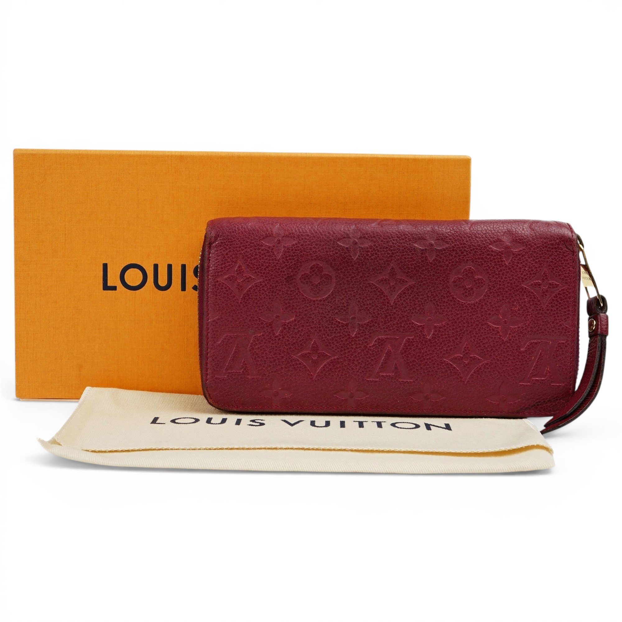 Leather clutch bag