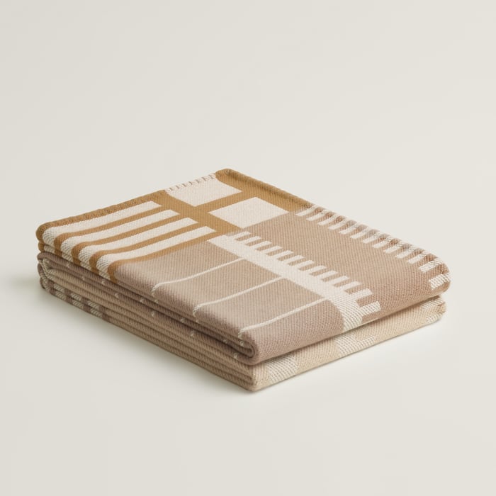 Avalon H Serif Blanket
