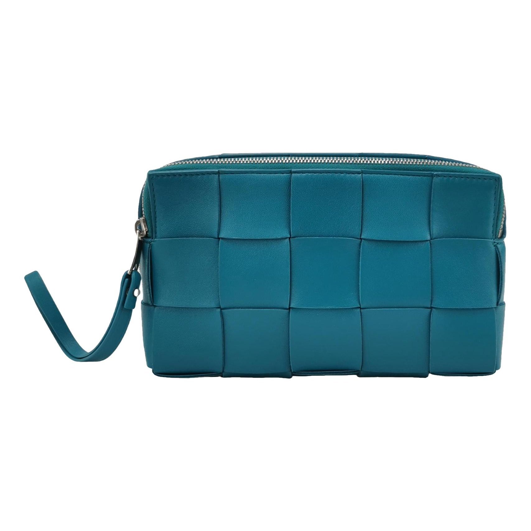 Cassette leather crossbody bag