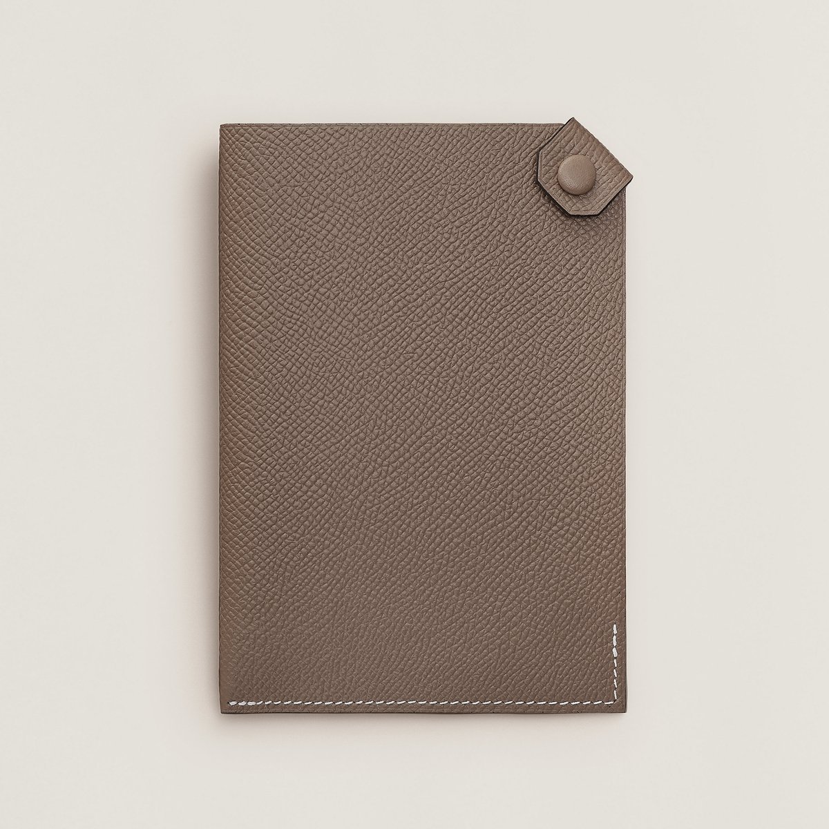 Étoupe Tarmac Passport Holder