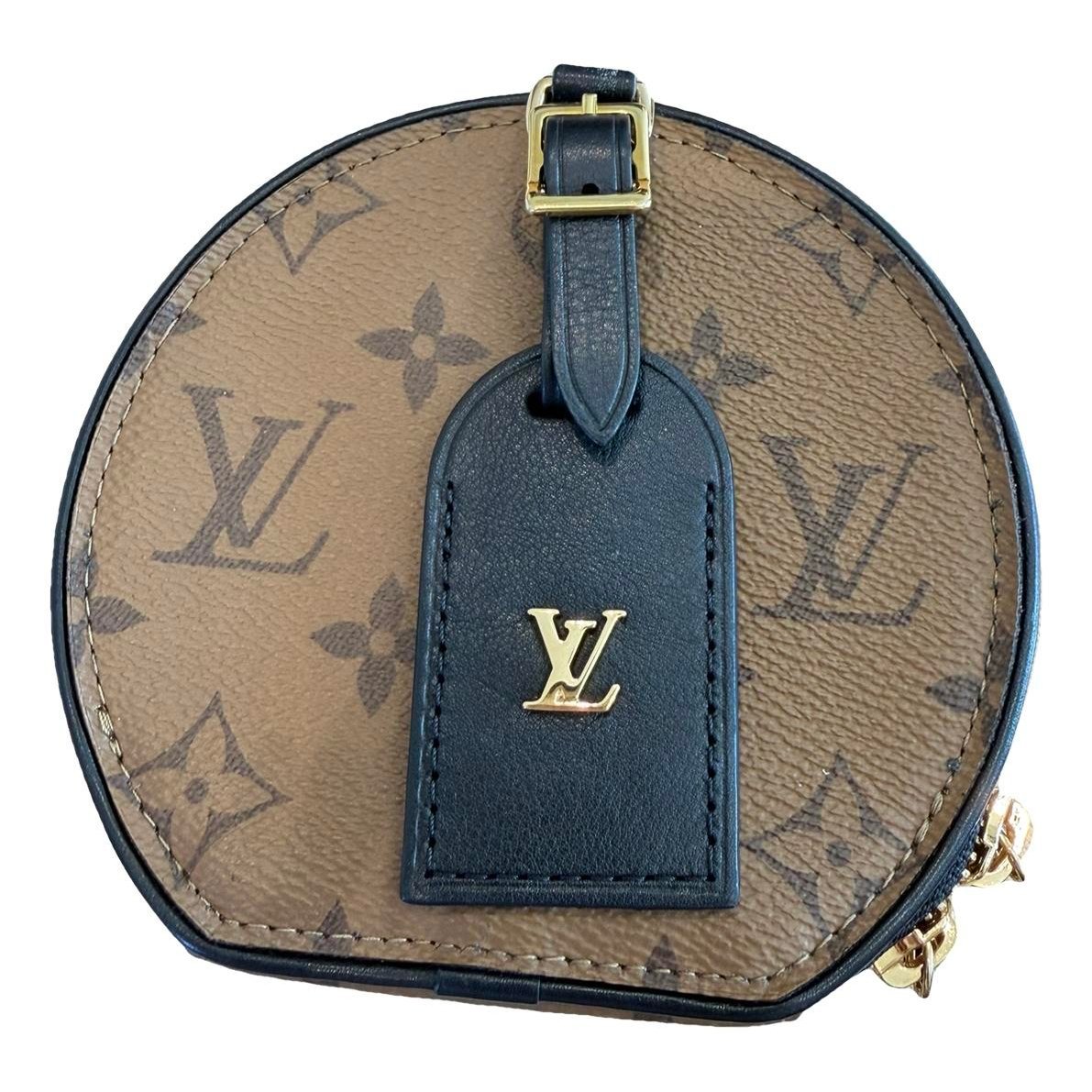 Boîte chapeau souple leather crossbody bag