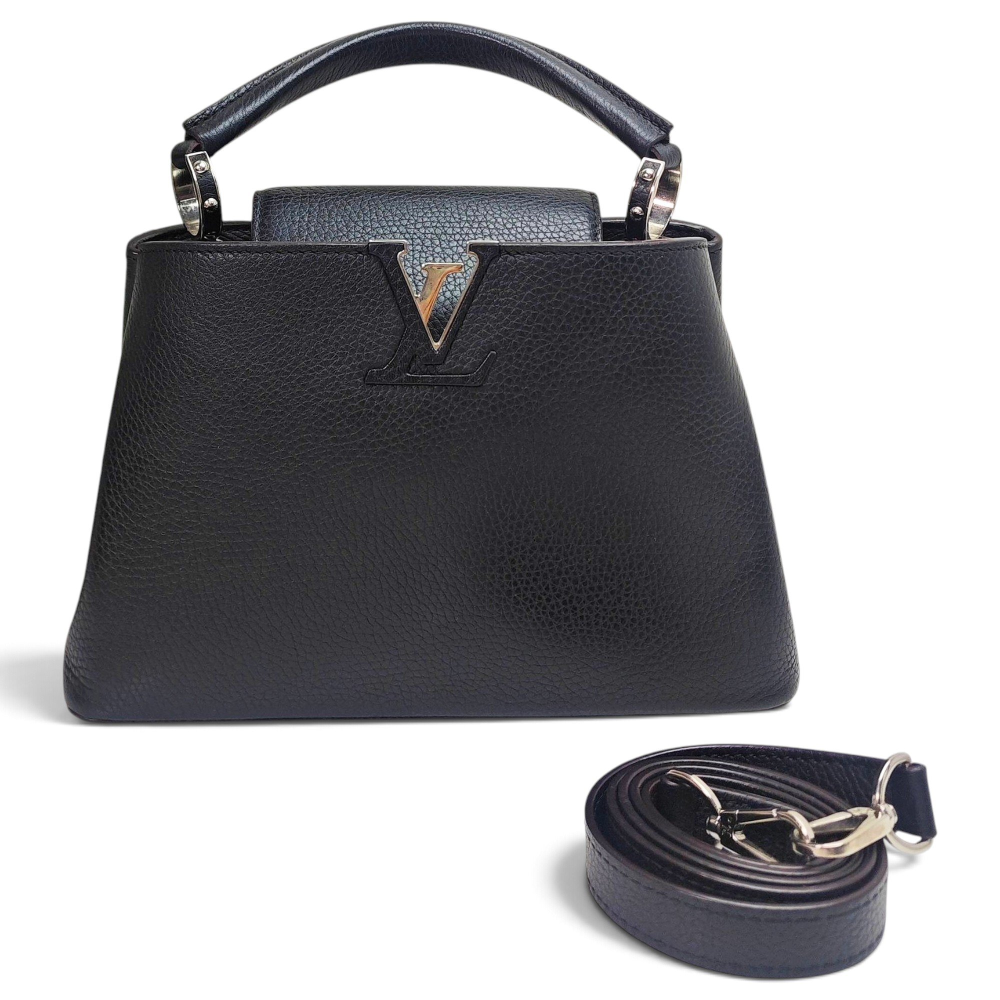 Capucines leather handbag