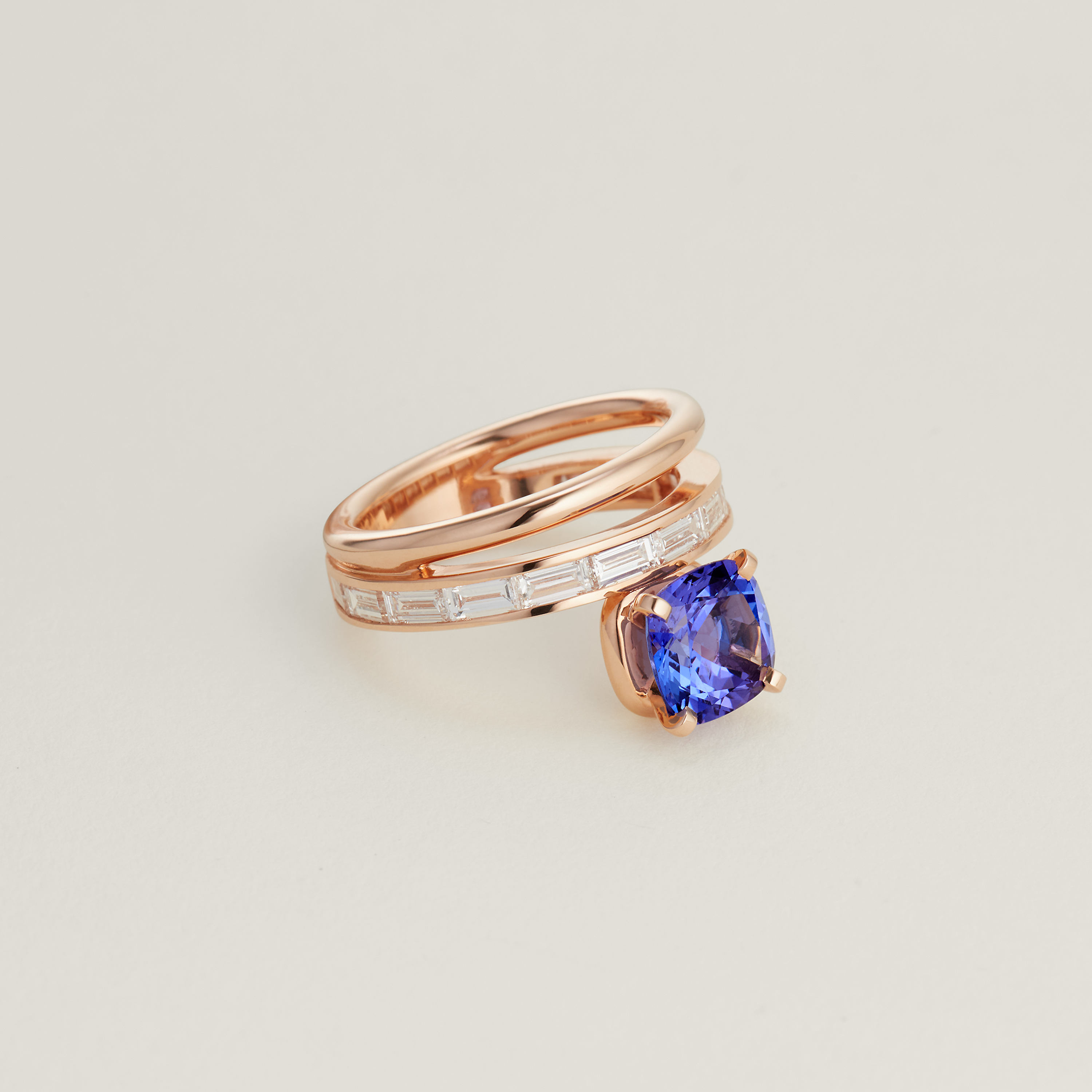 Hermès Grand Jete double band solitaire engagement ring