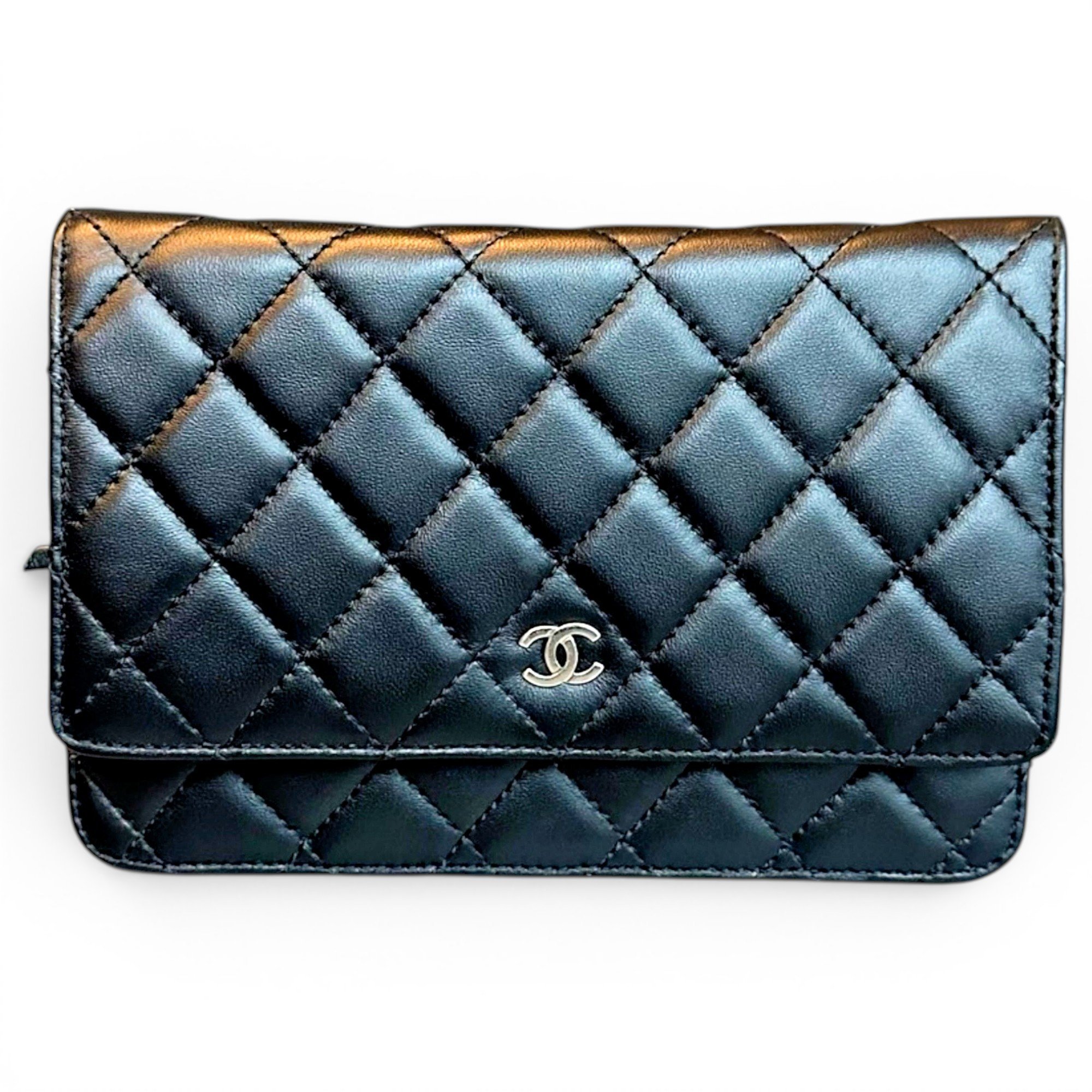 Wallet On Chain Timeless/Classique leather crossbody bag
