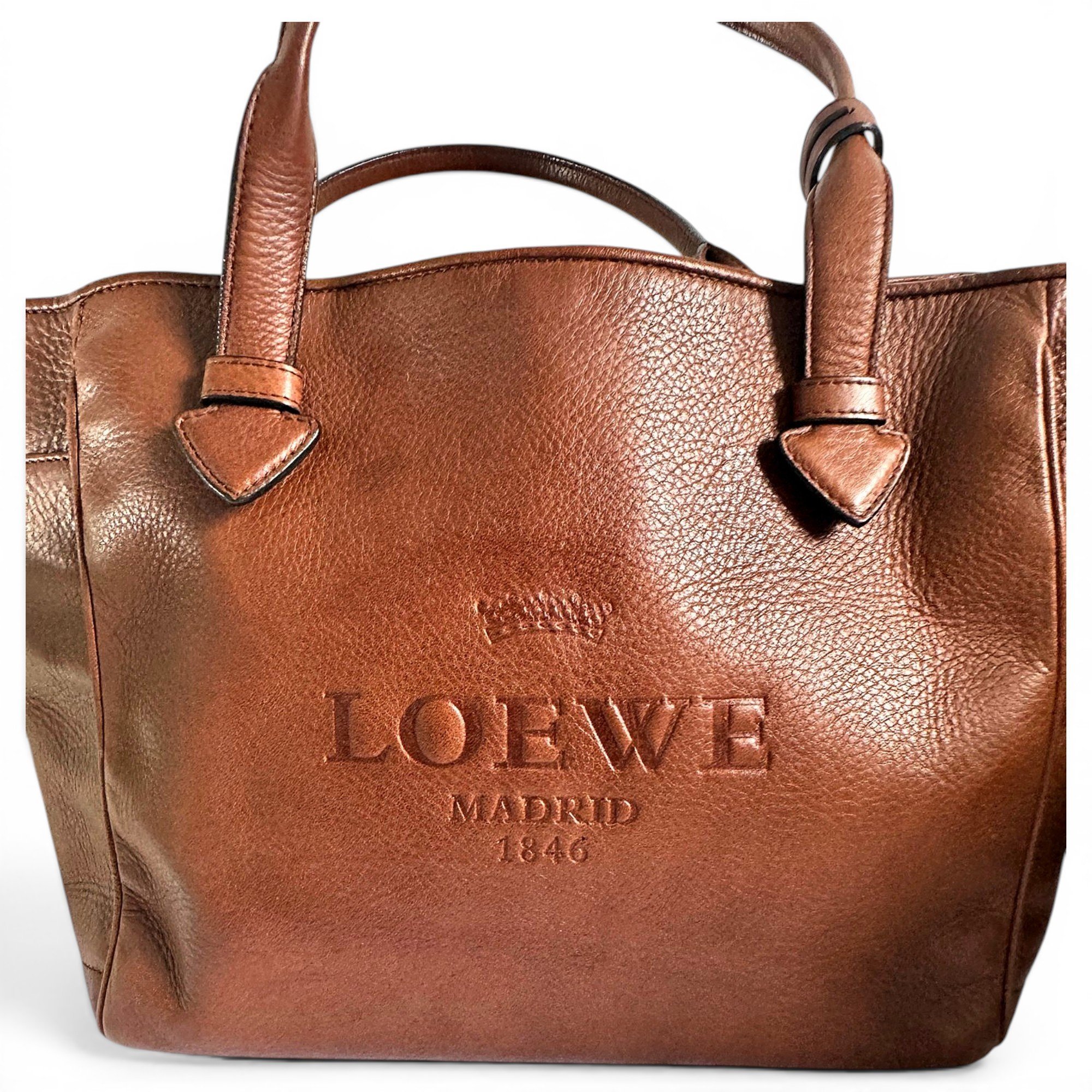 Leather tote
