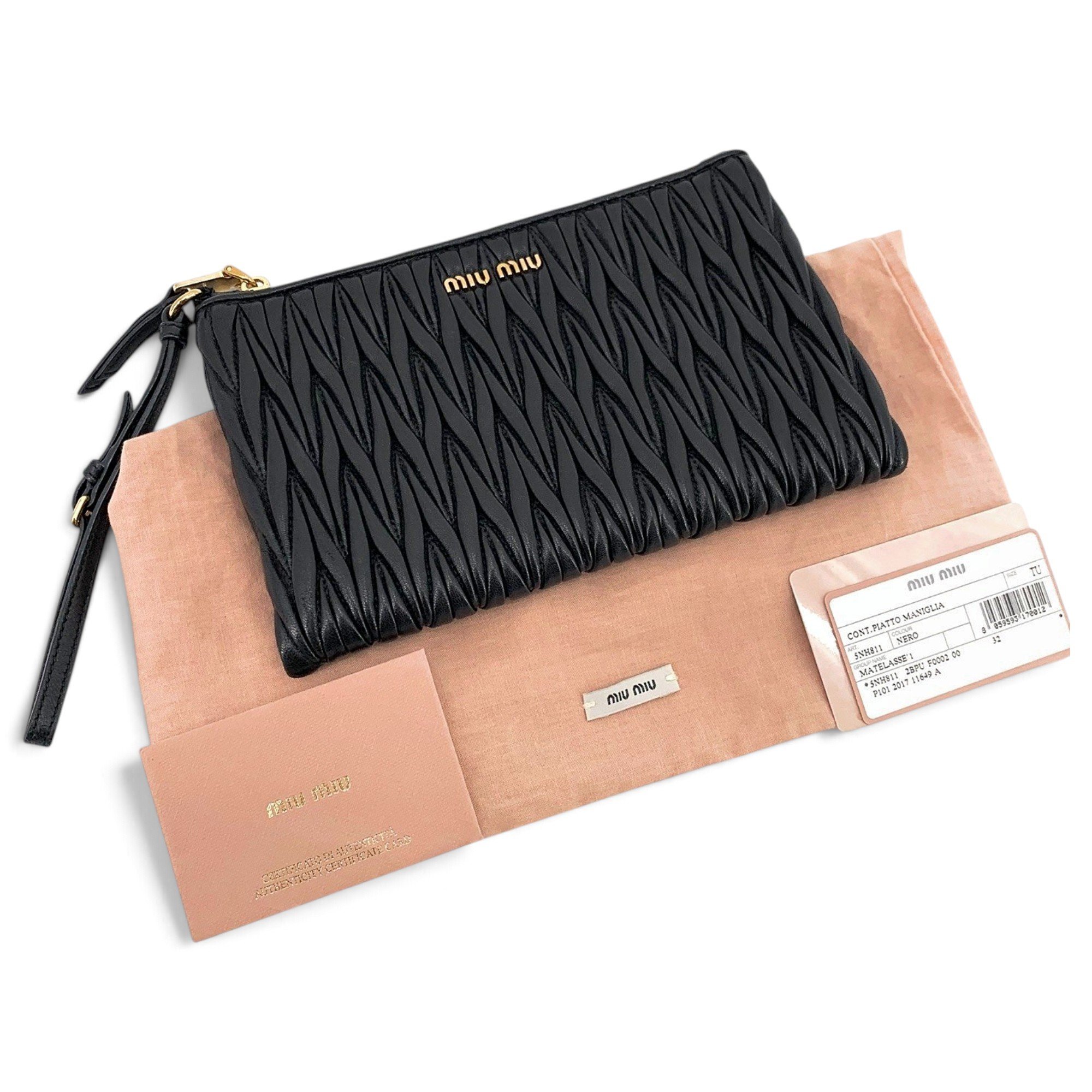 Matelassé leather clutch bag