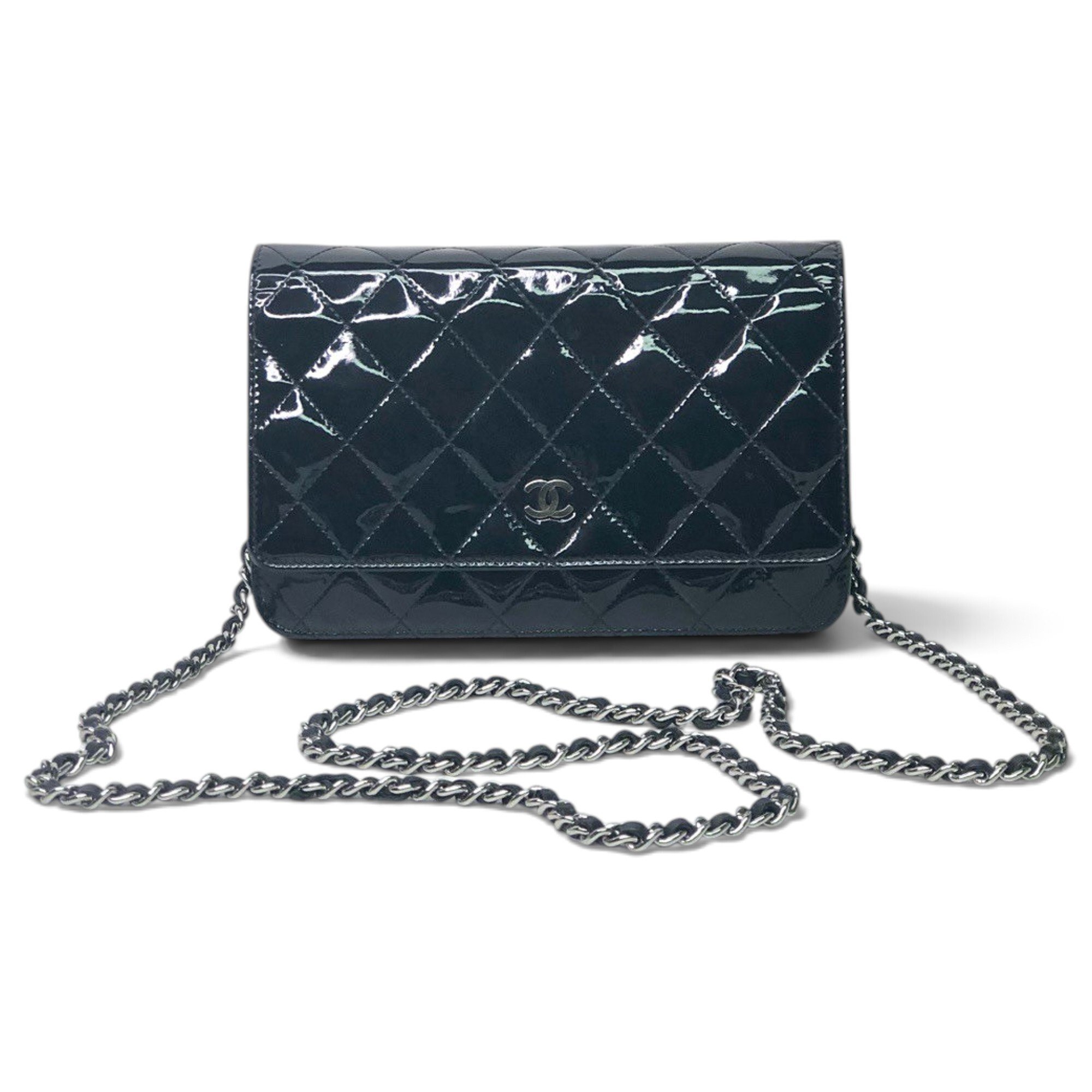 Wallet On Chain Timeless/Classique patent leather crossbody bag