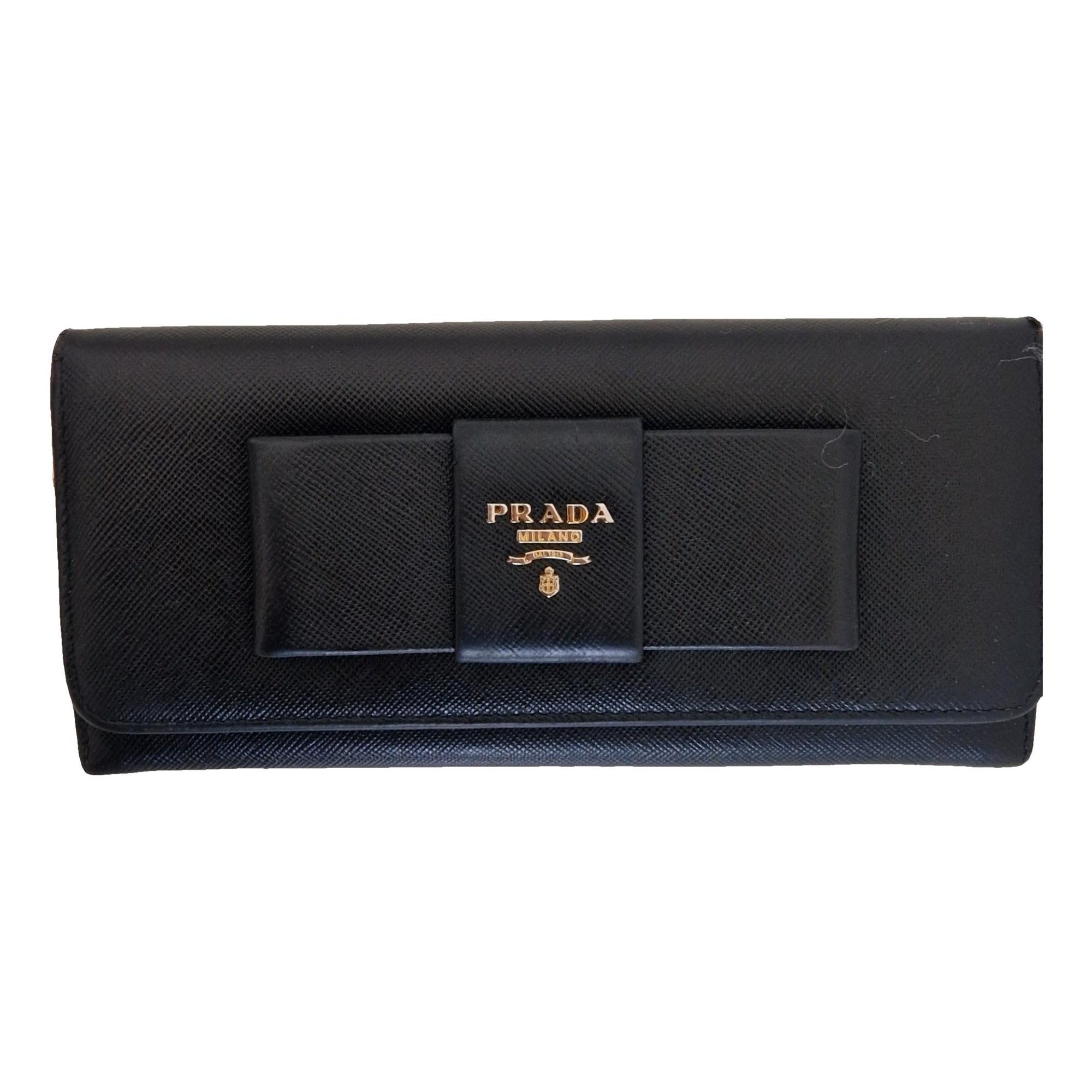 Leather clutch bag
