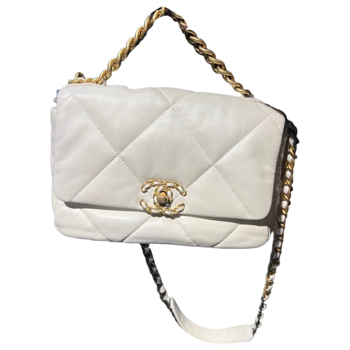 Chanel 19 leather handbag