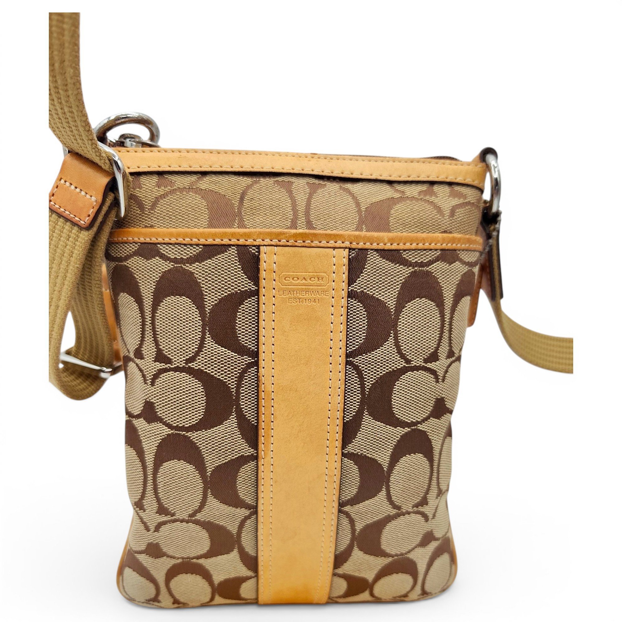 Leather crossbody bag