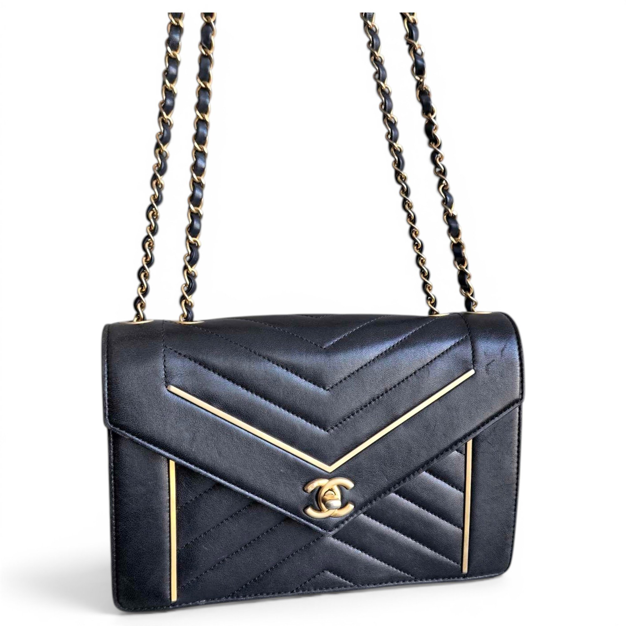 Timeless/Classique leather crossbody bag