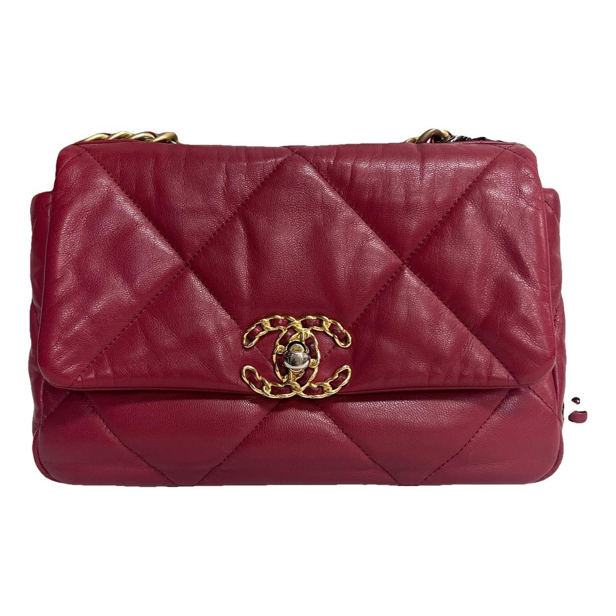 Chanel 19 leather handbag
