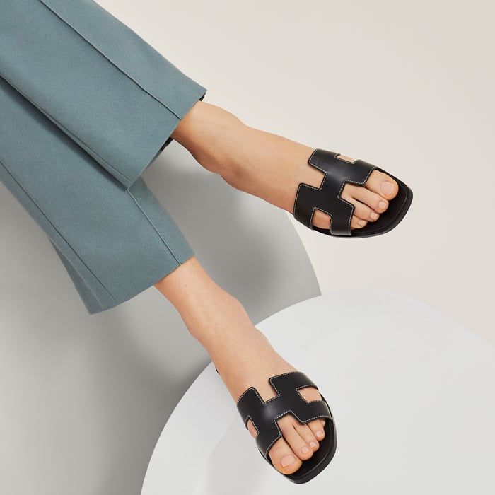 Noir Oran Sandal