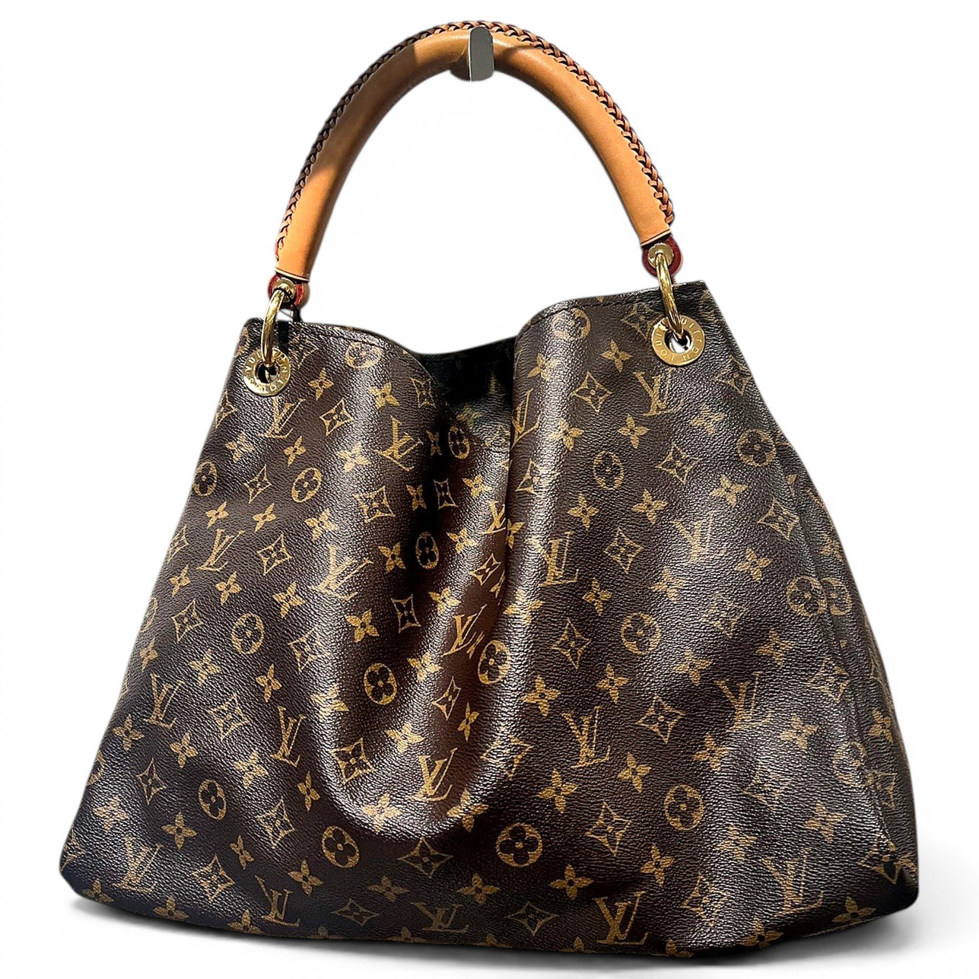 Artsy leather handbag