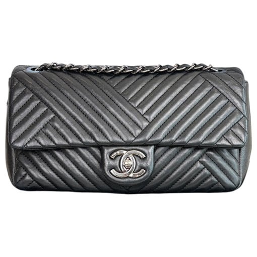 Timeless/Classique leather crossbody bag