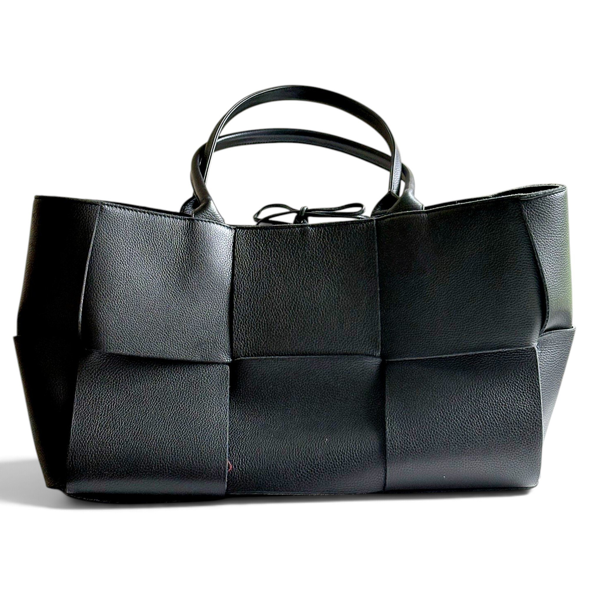 Arco leather tote