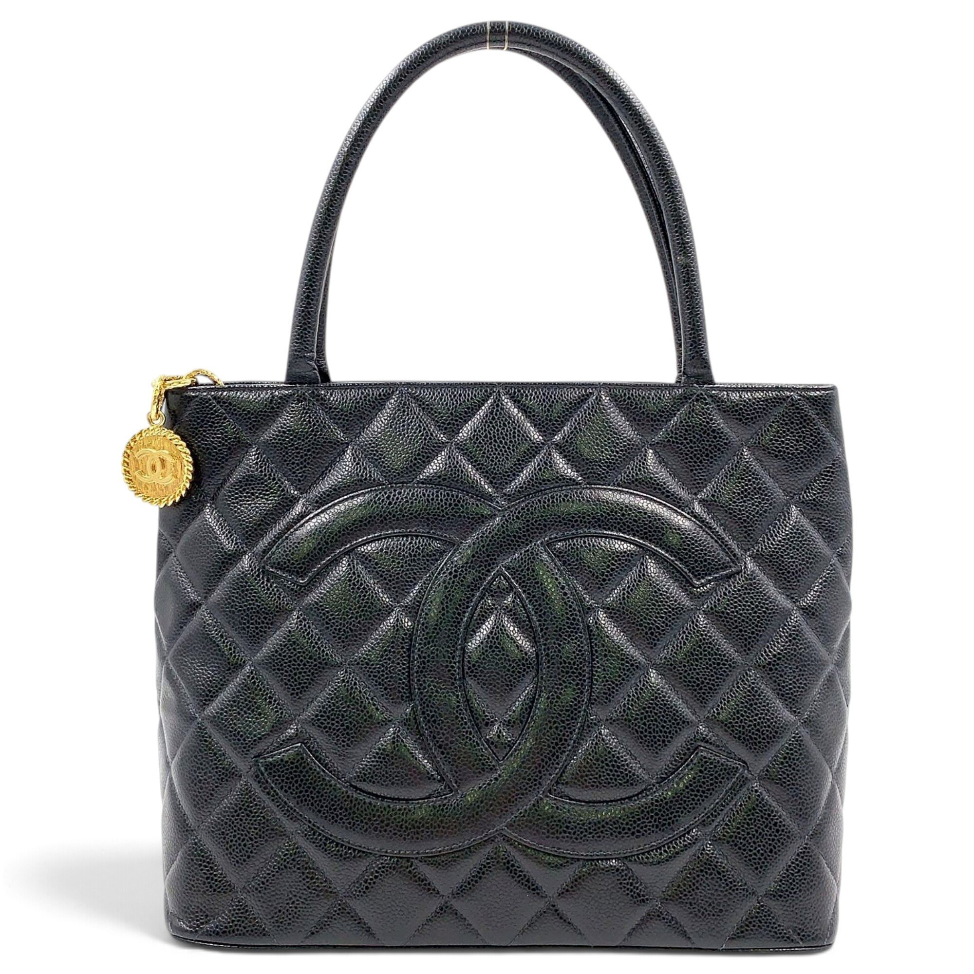 Médaillon leather tote