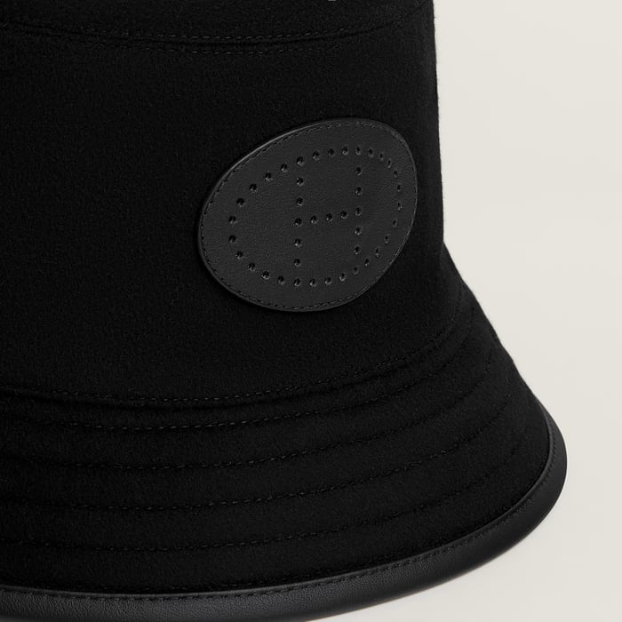 Noir Harper Evelyne Bucket Hat