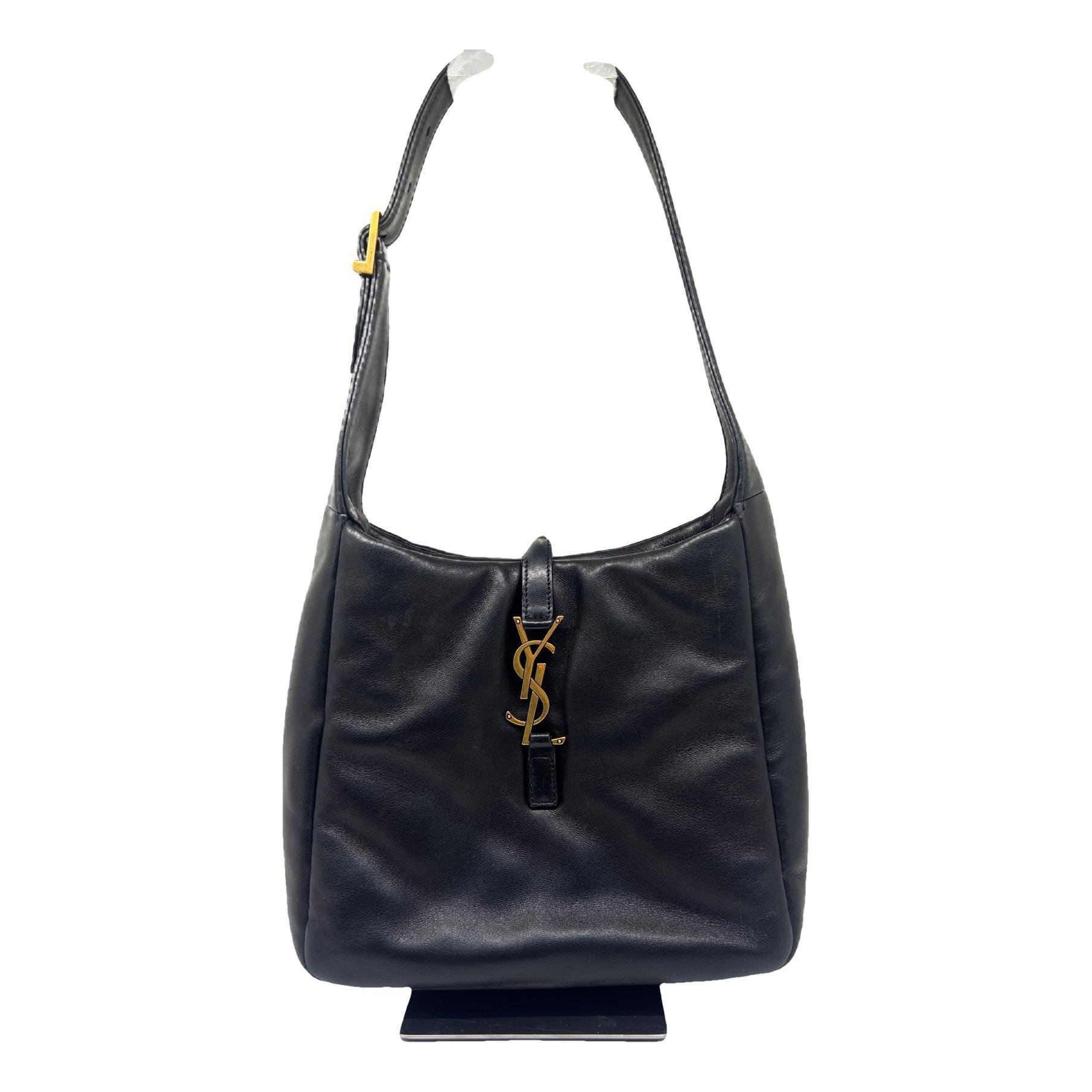 Le 37 leather handbag