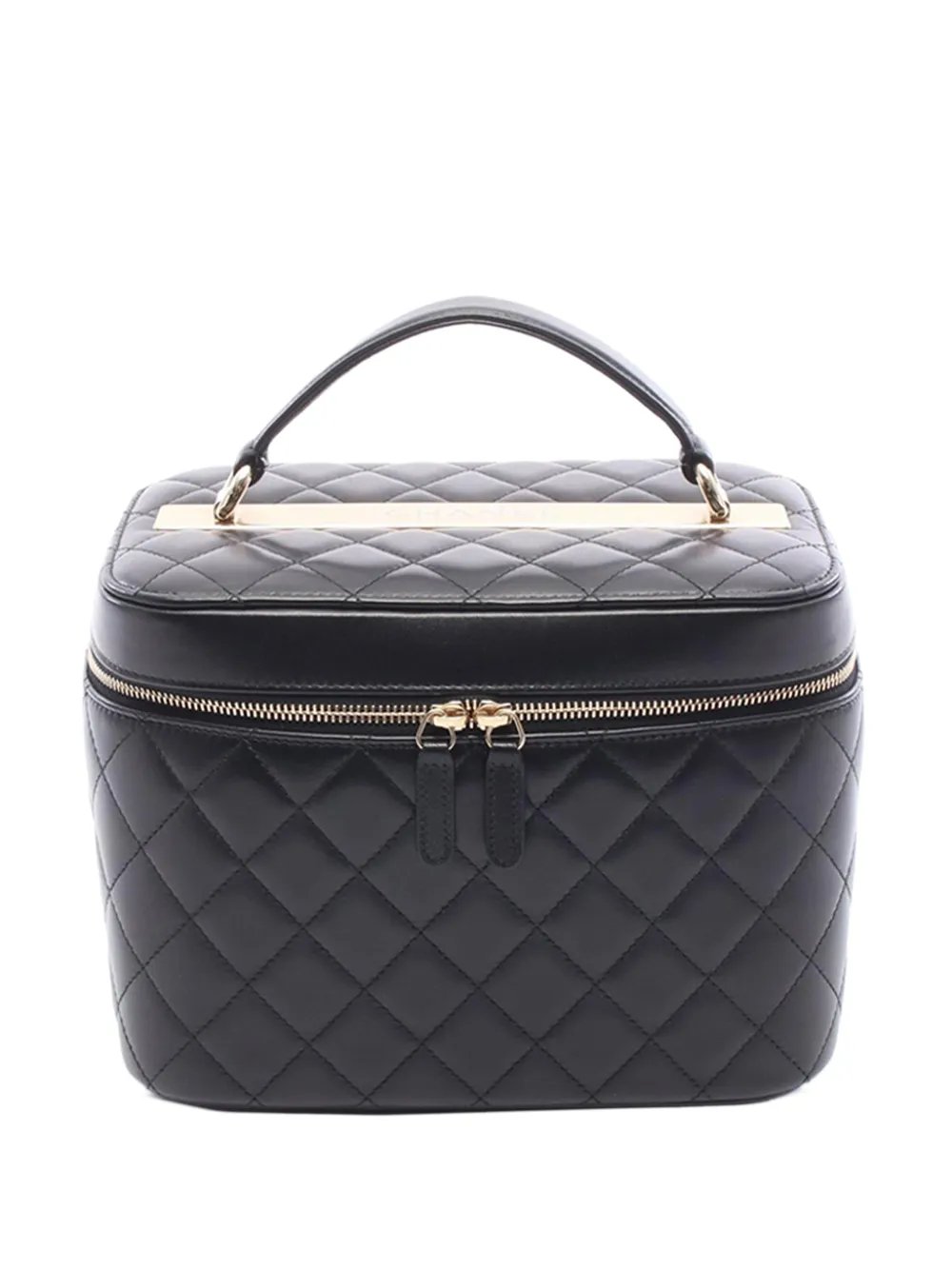 2016-2017 Medium CC Quilted Lambskin Case vanity bag