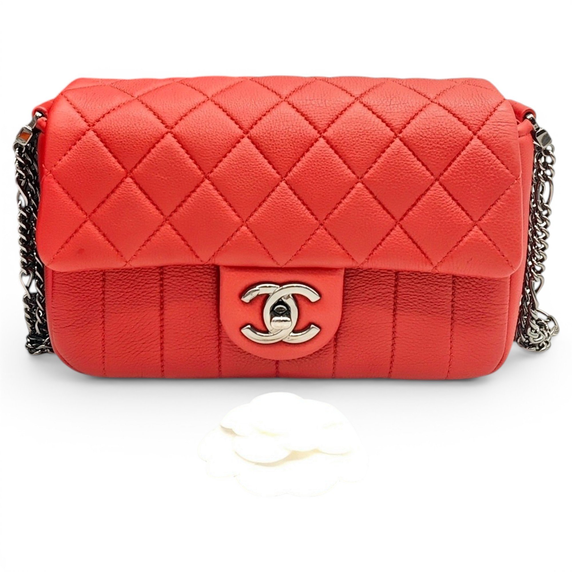 Timeless/Classique leather crossbody bag