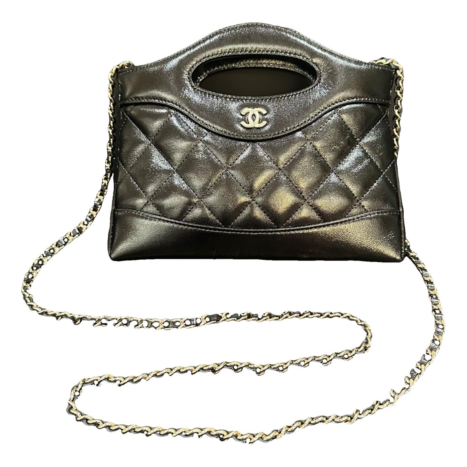 31 Vintage leather crossbody bag