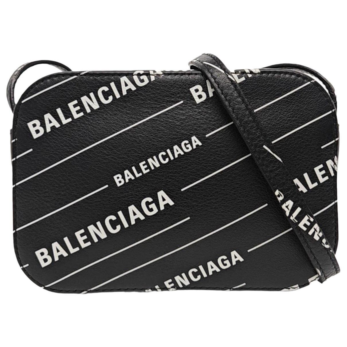 Everyday leather handbag