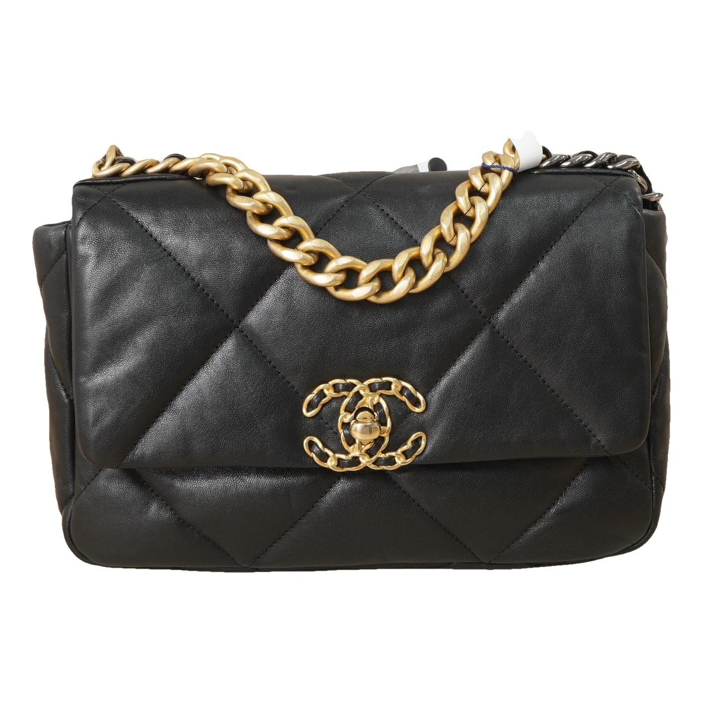 Chanel 19 leather handbag