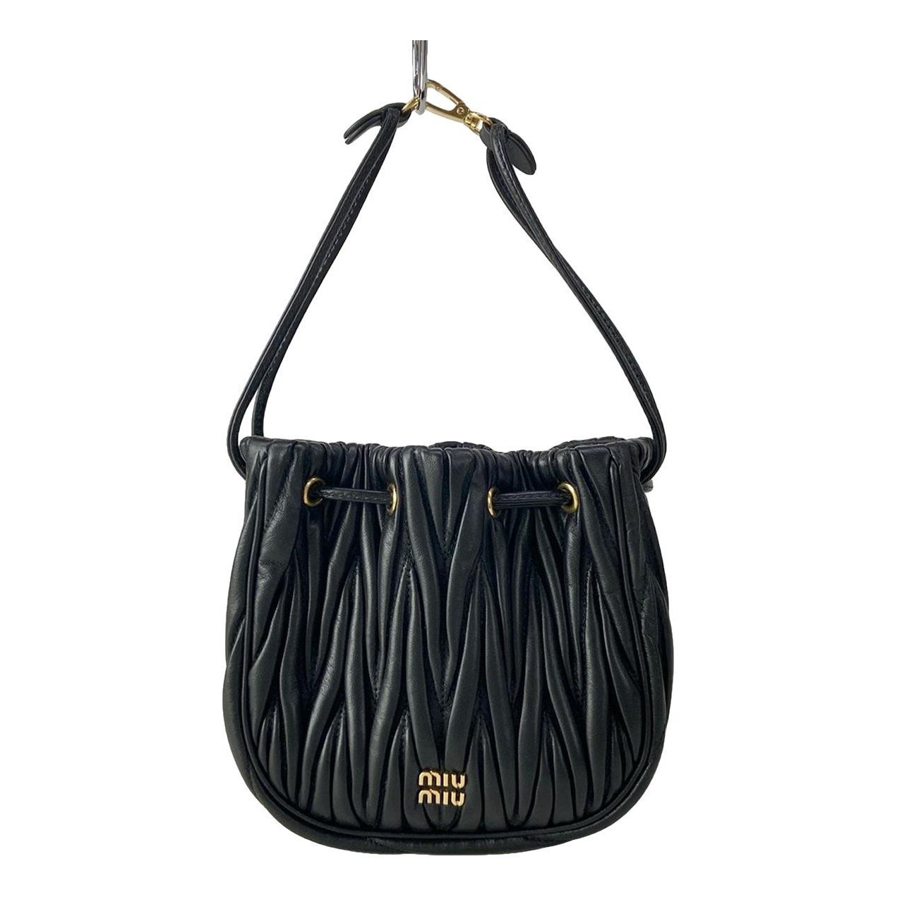 Matelassé leather handbag