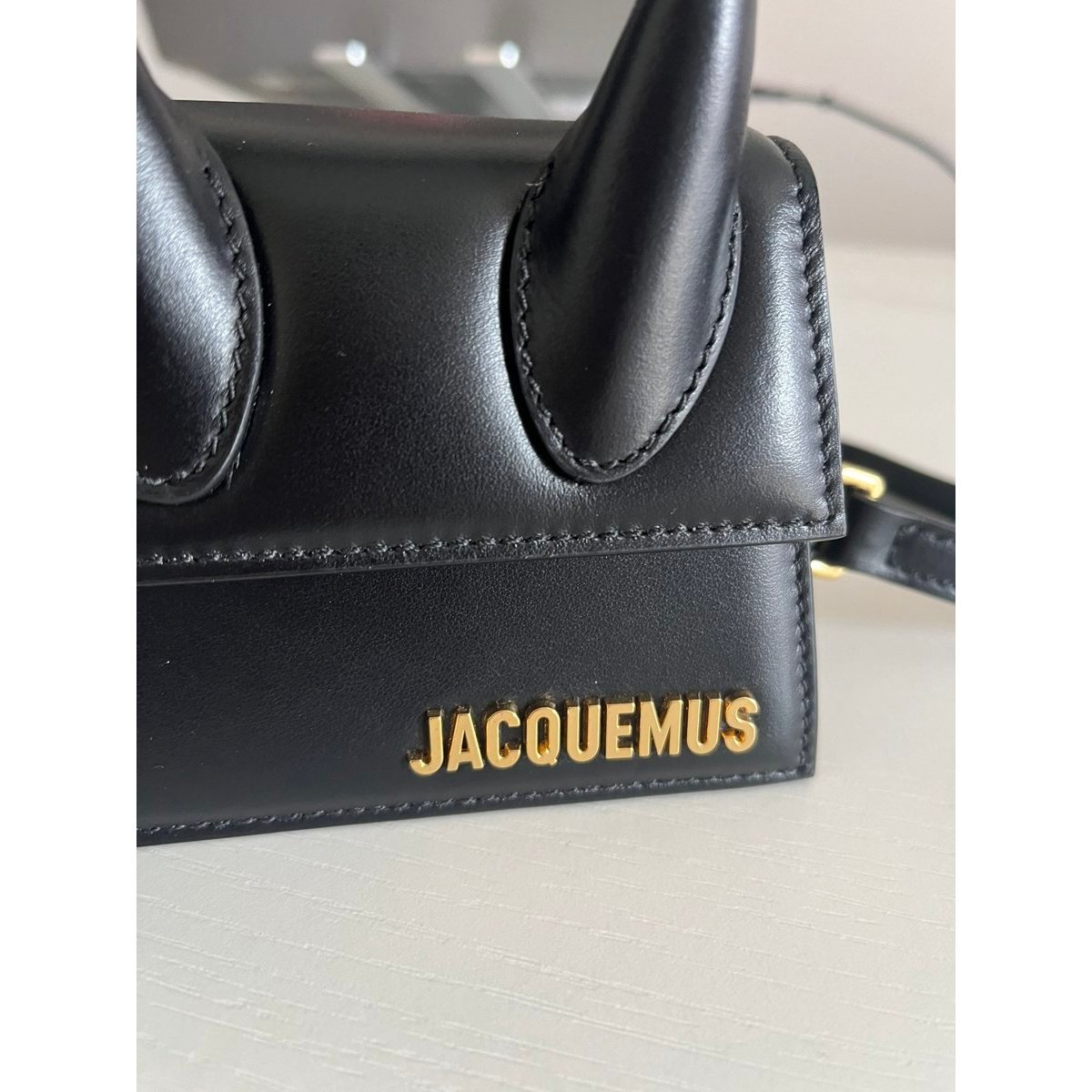 Chiquito leather handbag