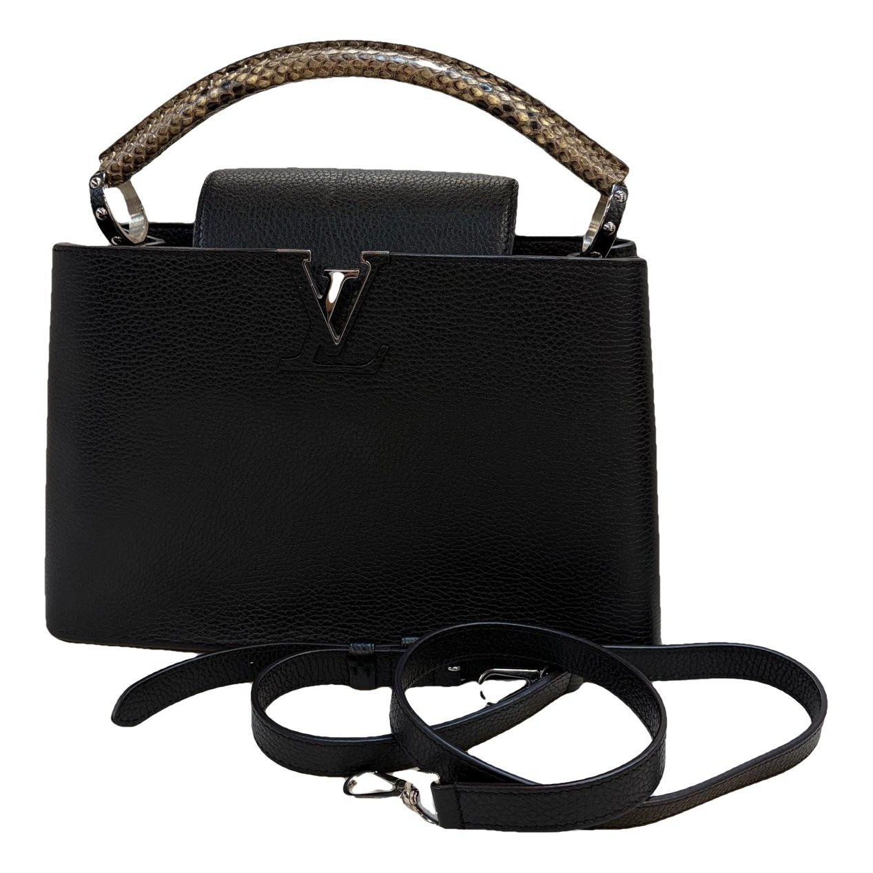Capucines leather handbag