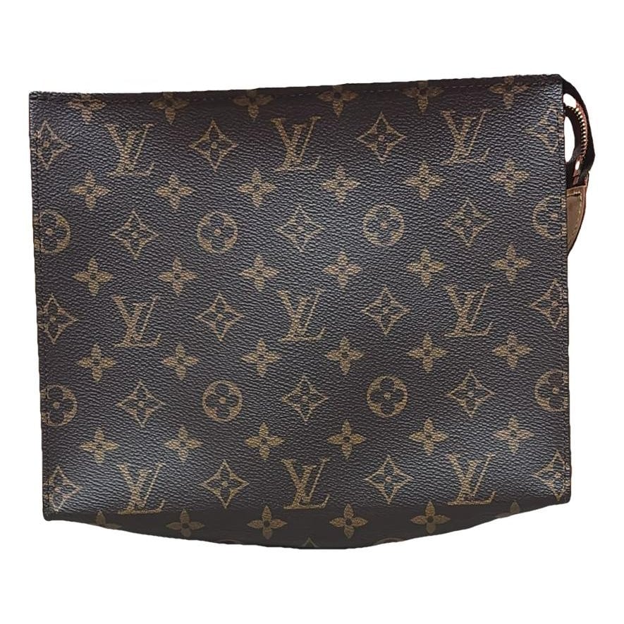 Leather clutch bag