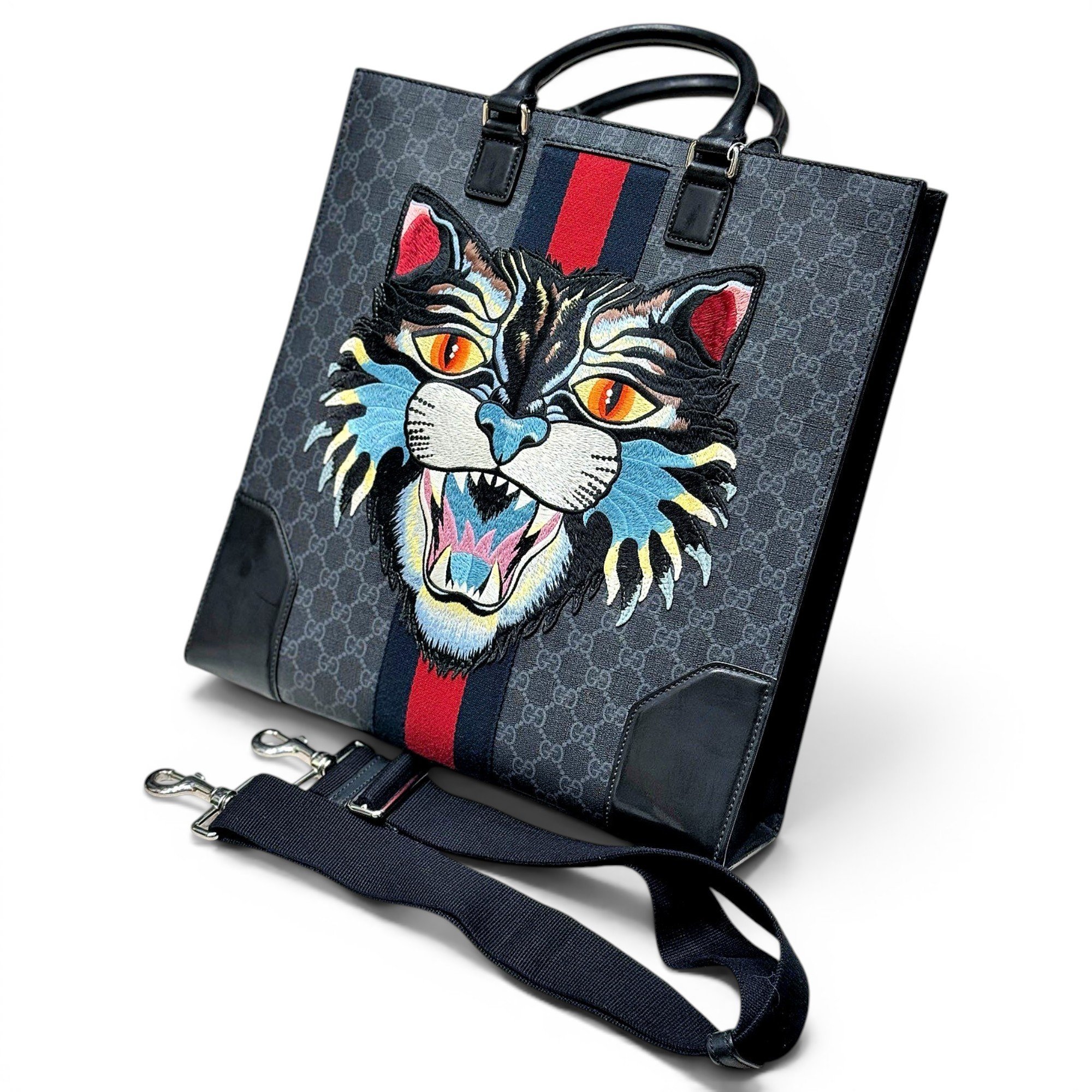 Leather handbag