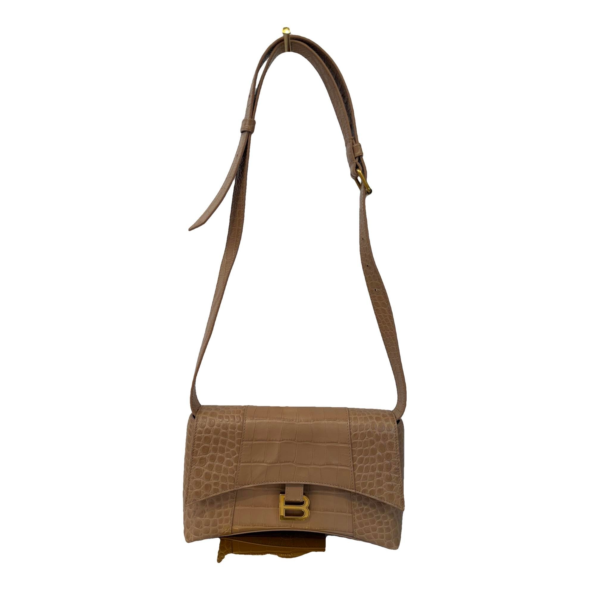 Downtown leather handbag