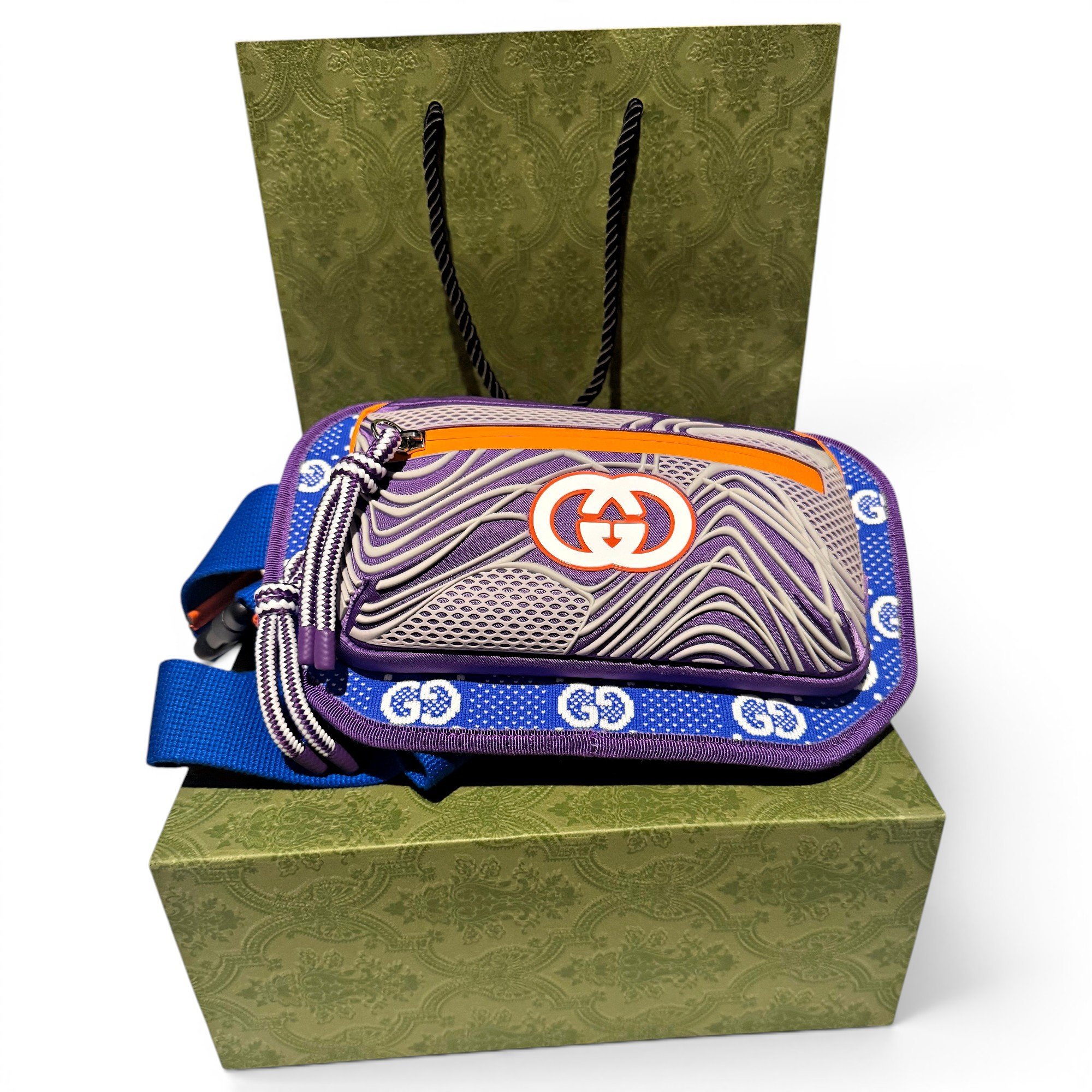 Crossbody bag