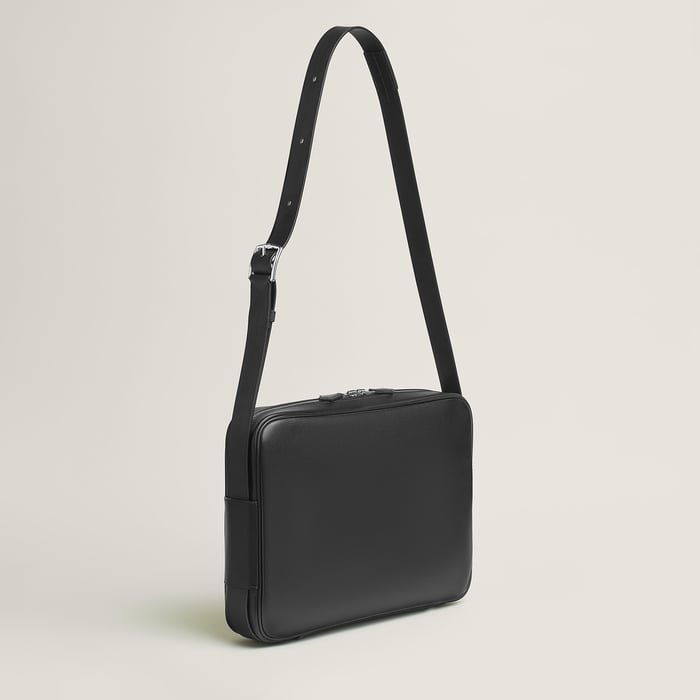 Noir Etriviere Messenger Bag