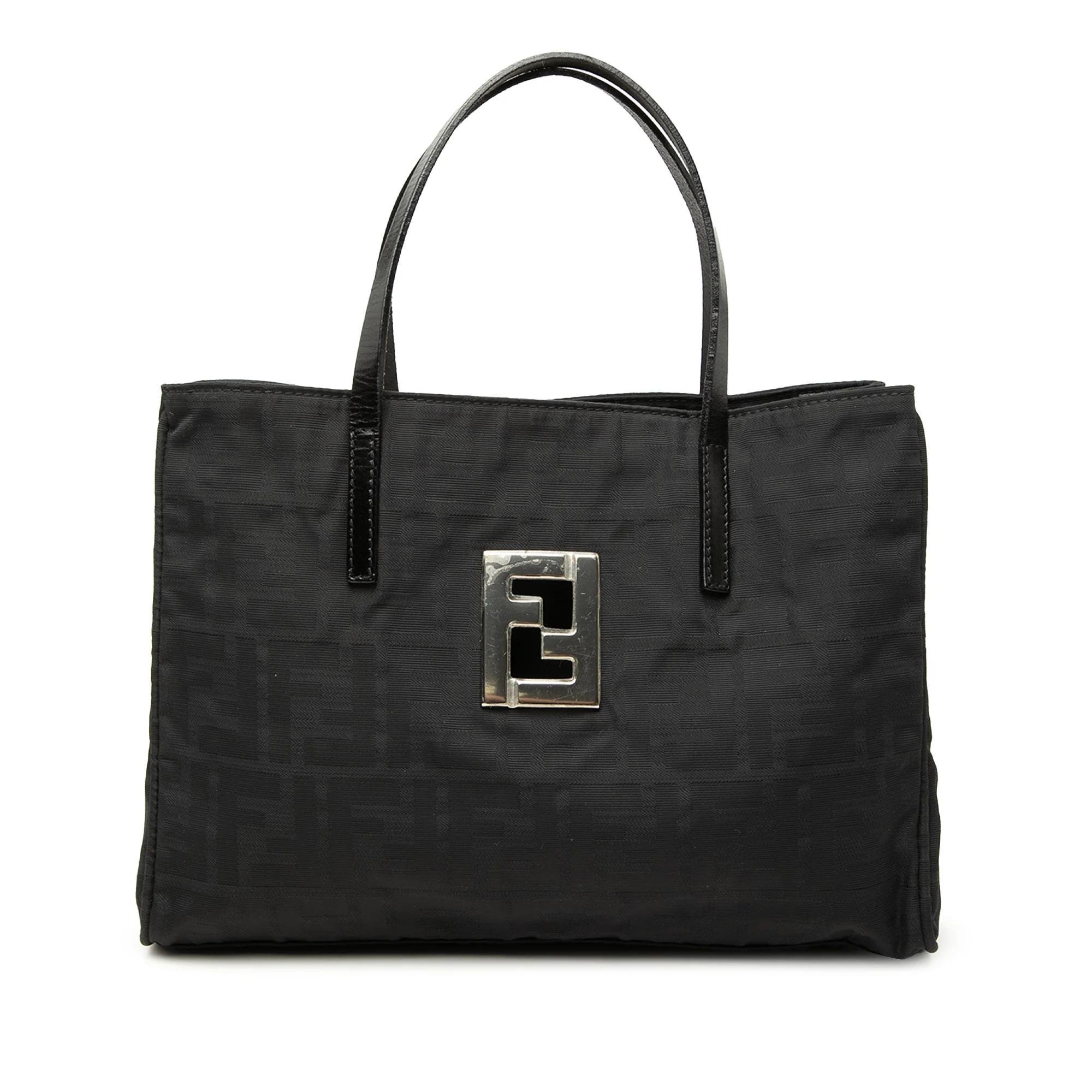 Pocket leather tote
