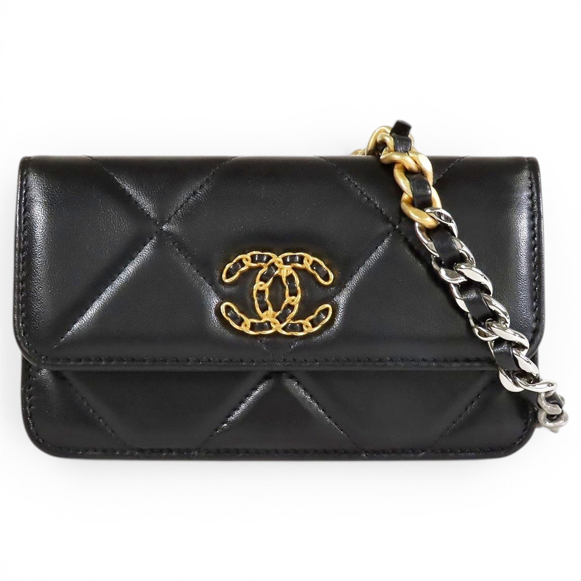 Chanel 19 leather bag