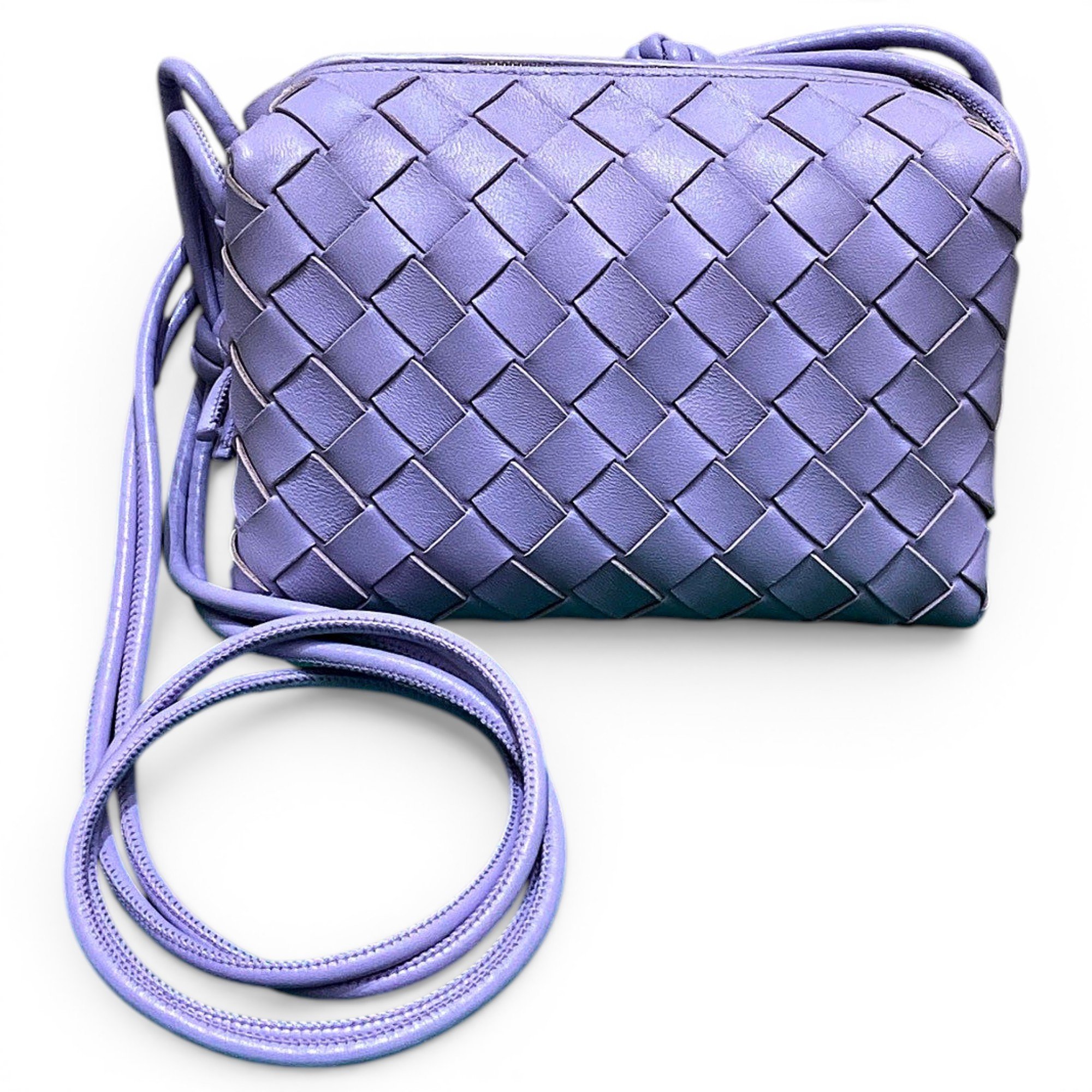 Loop leather handbag