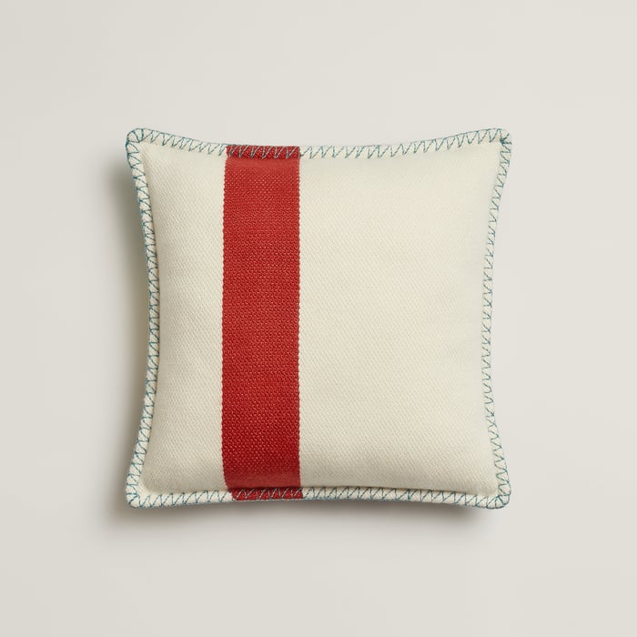H Dye Pillow