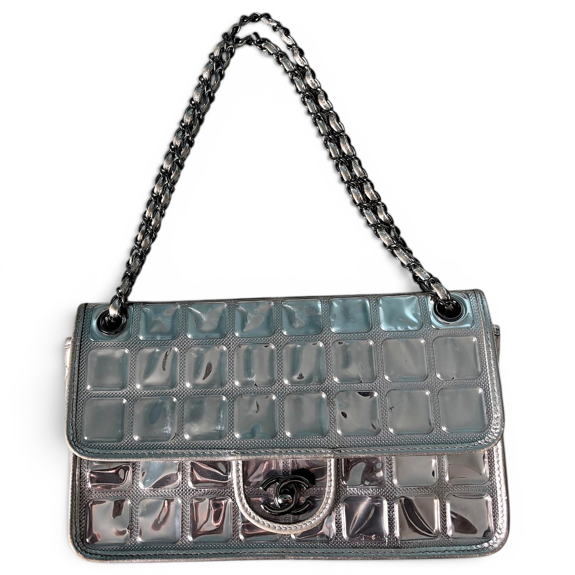 Timeless/Classique vinyl handbag