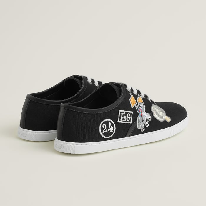 Noir Innocent Sneaker
