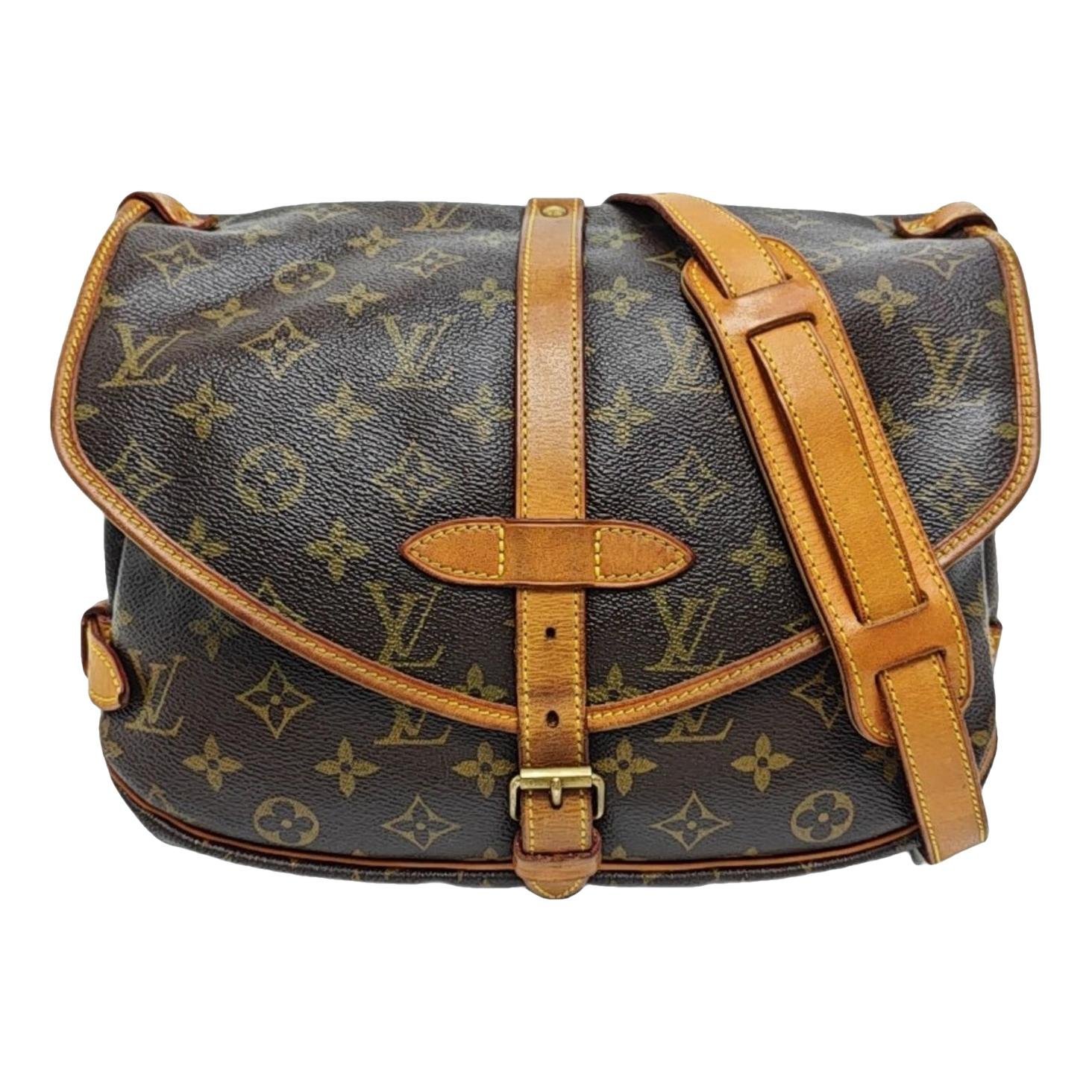 Saumur leather handbag