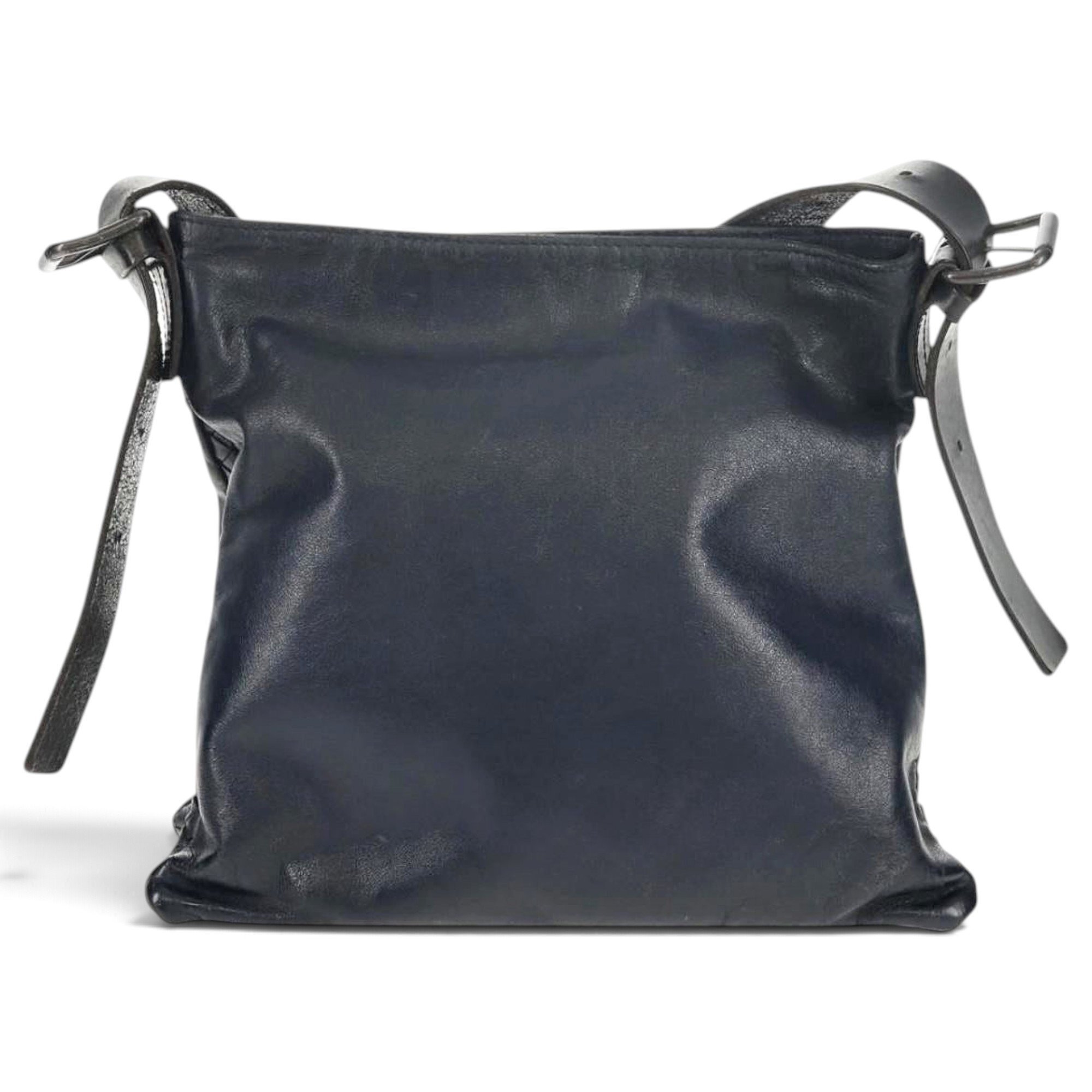 Veneta leather handbag