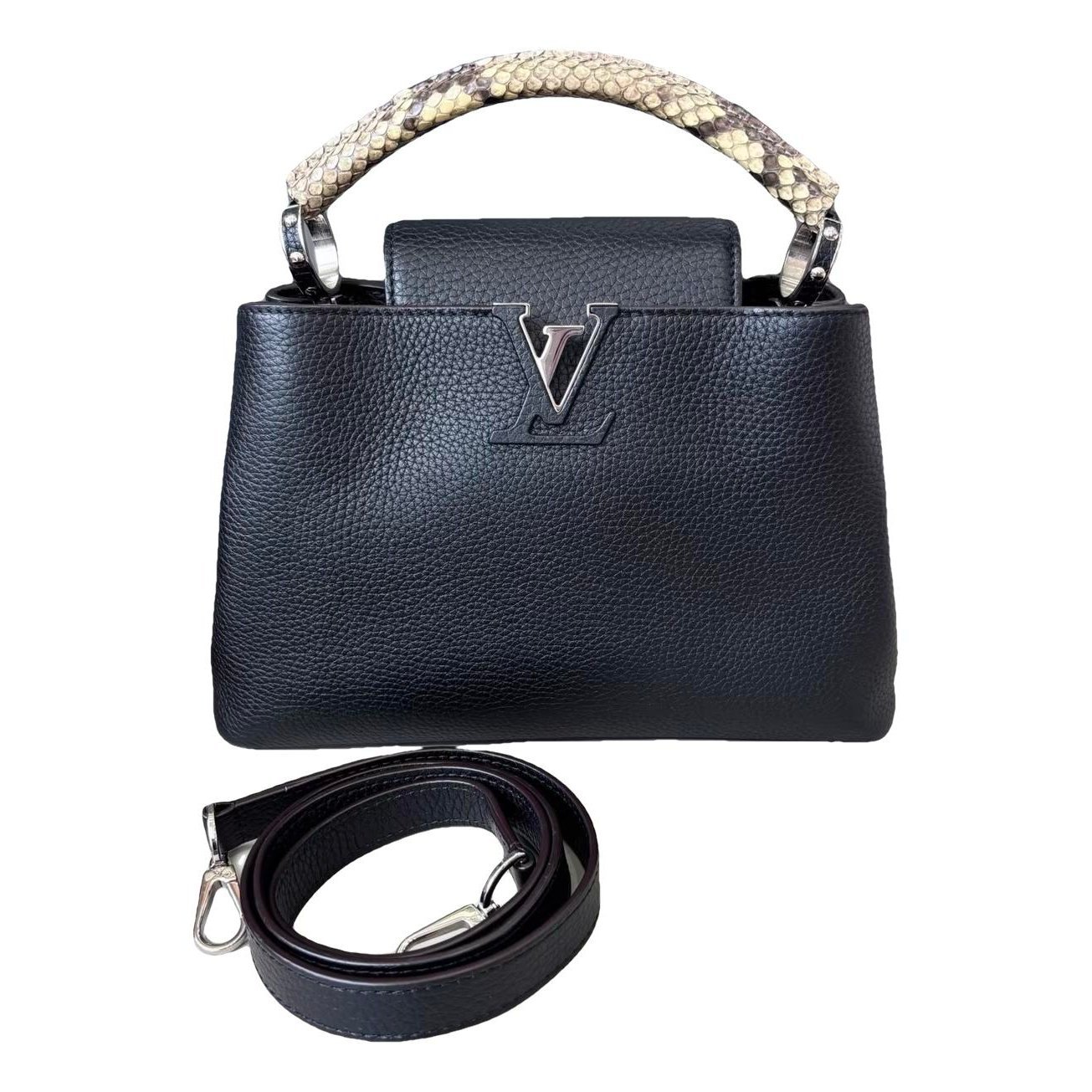 Capucines leather handbag