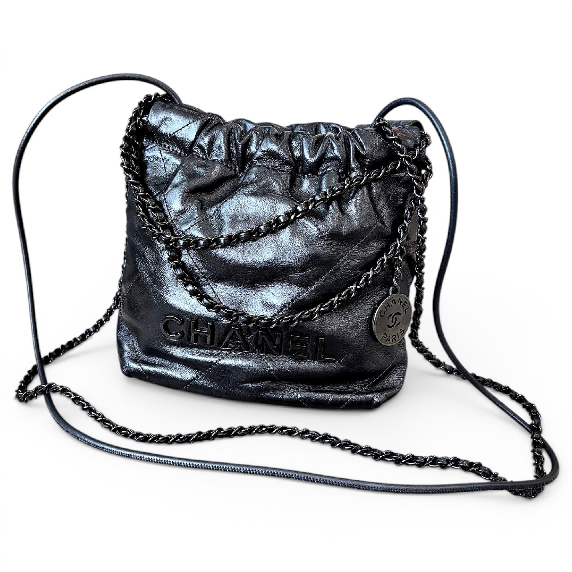 Chanel 22 leather handbag